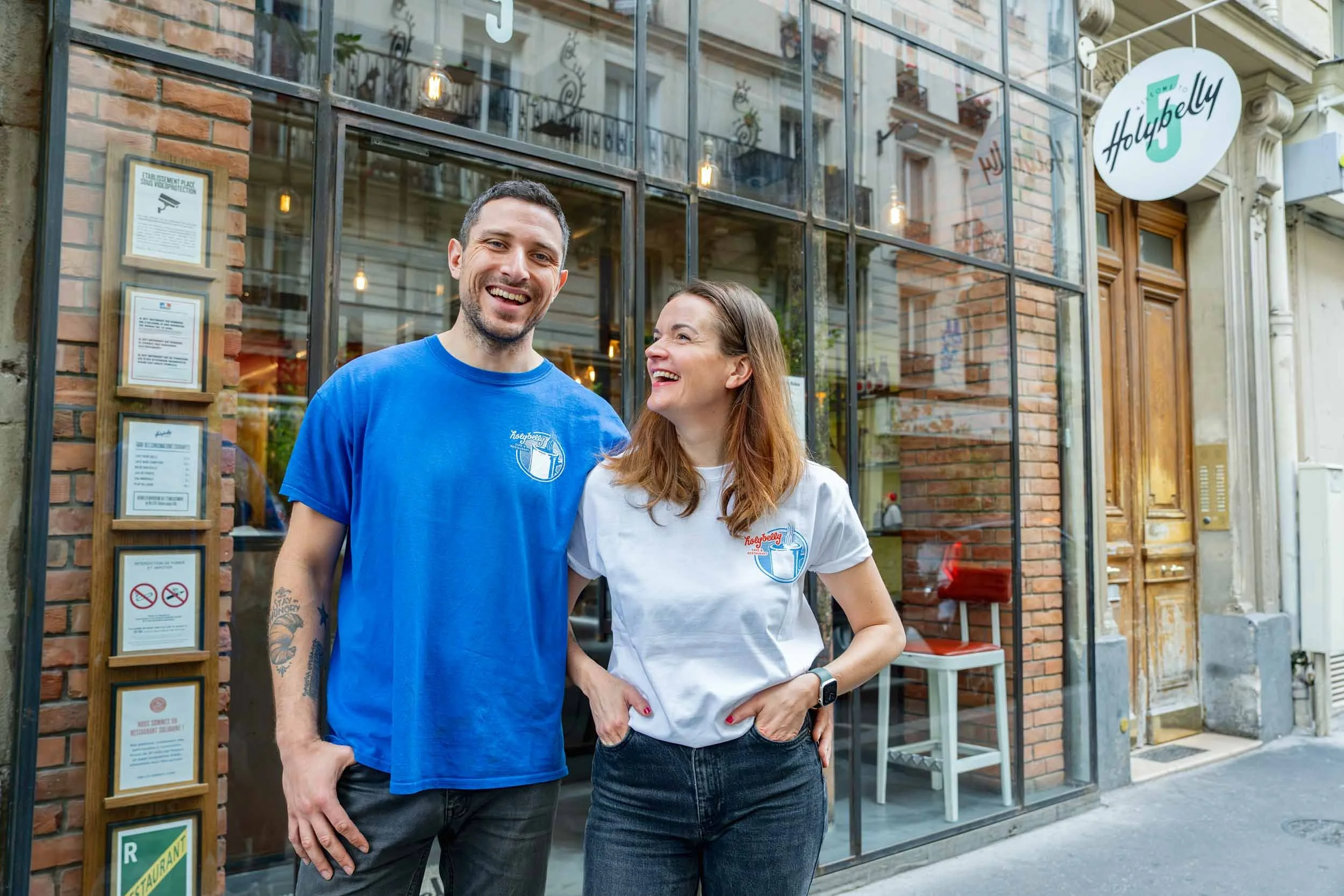 Couple-Outside-Holybelly-Restaurant-in-Paris.jpg