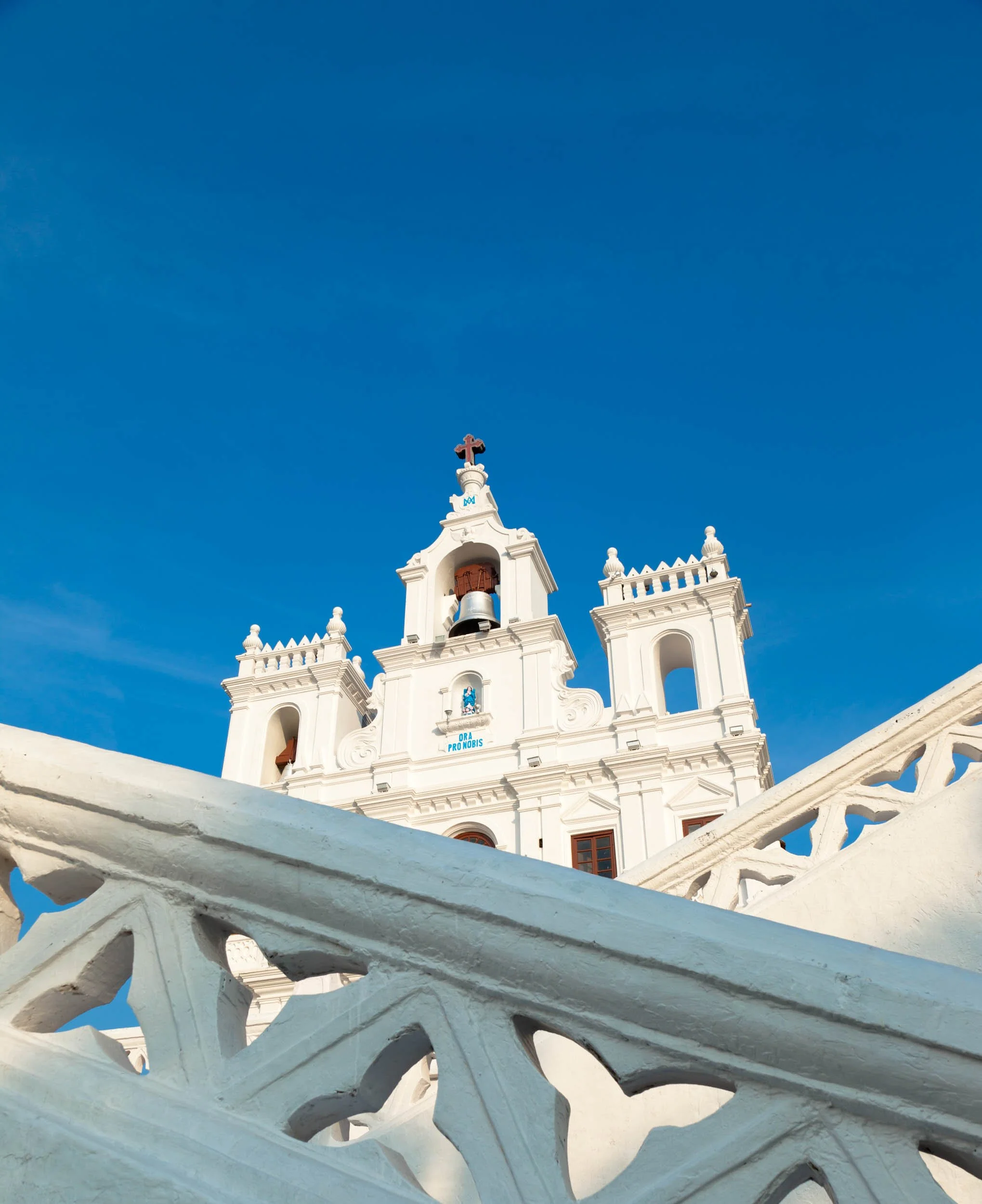 White-Catholic-Church-in-Goa.jpg