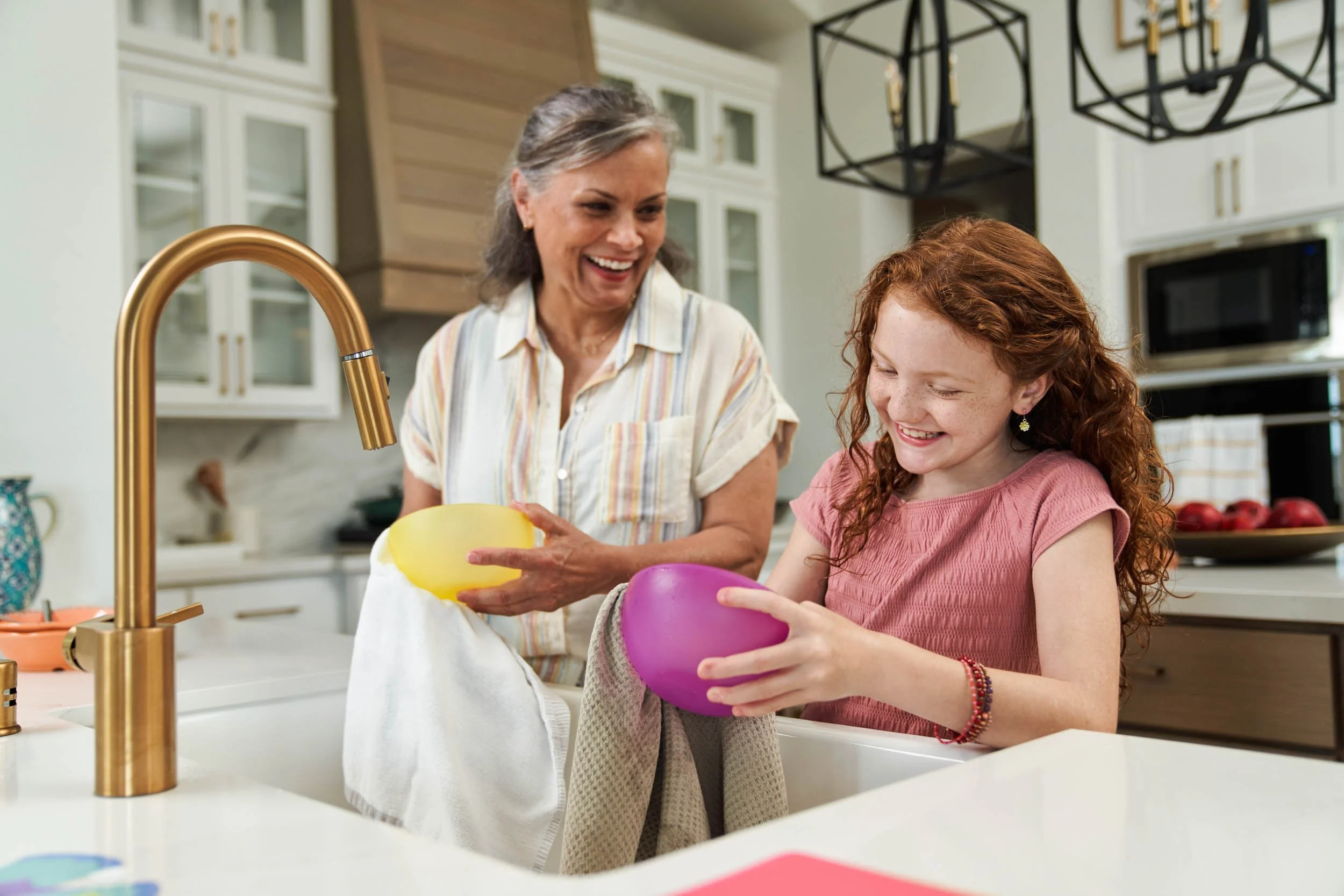 Woman-and-Girl-Washing-Dishes.jpg