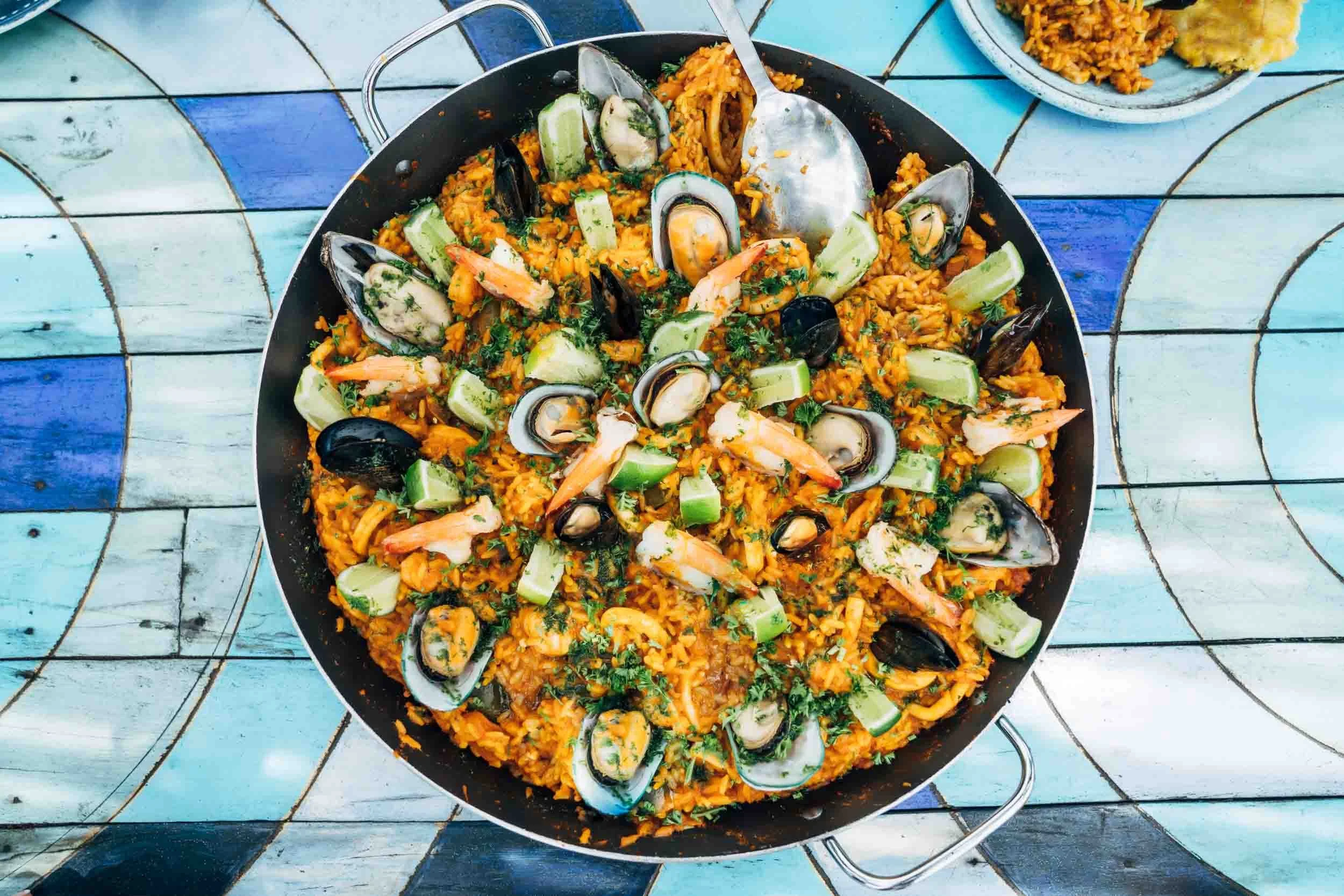 Pan-of-seafood-paella.jpg