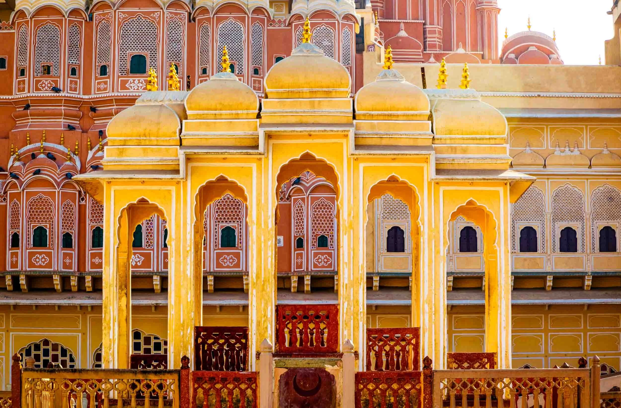 Hawa-Mahal-Architecture.jpg