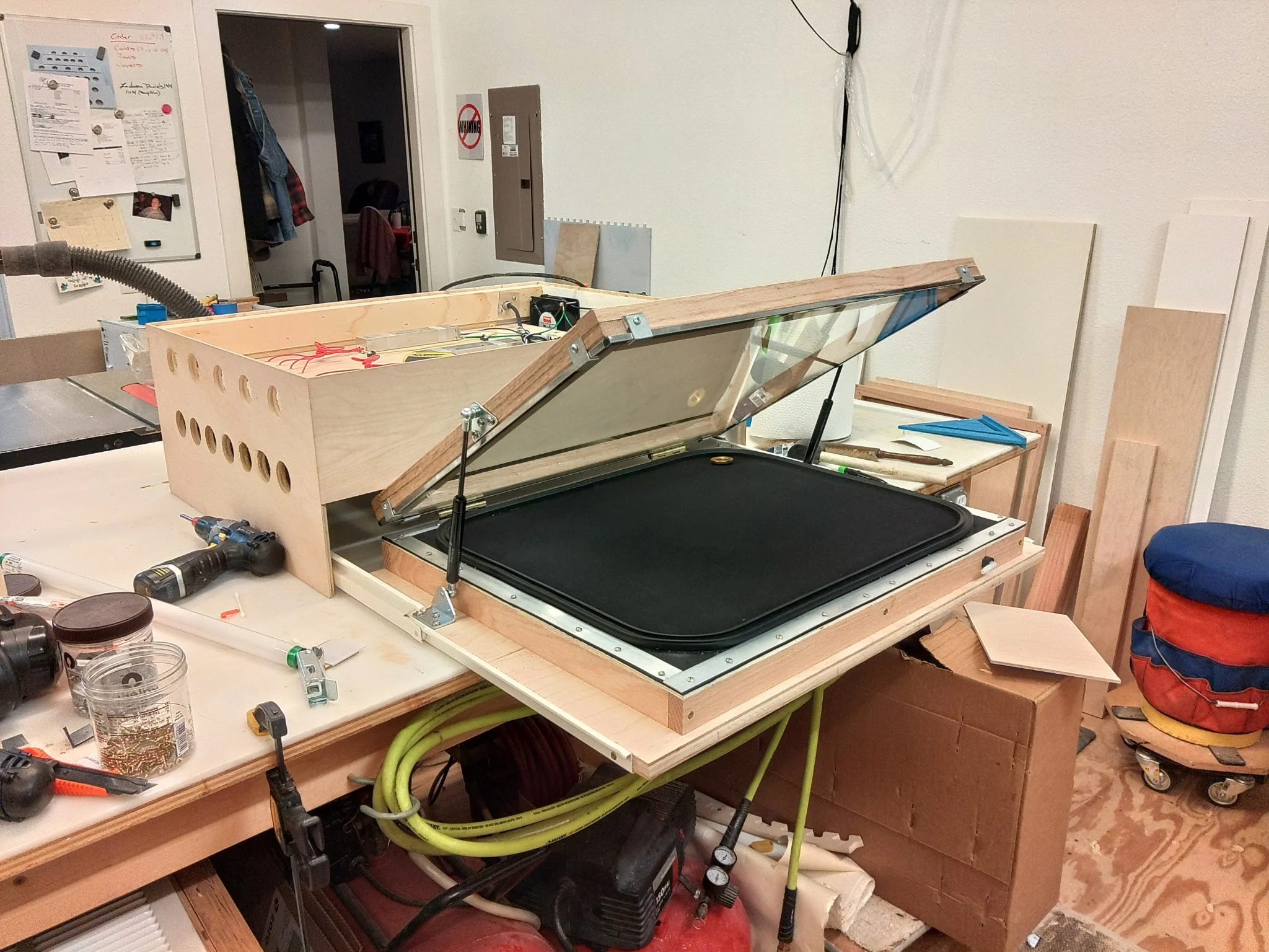 Vacuum Frame without UV Light Source