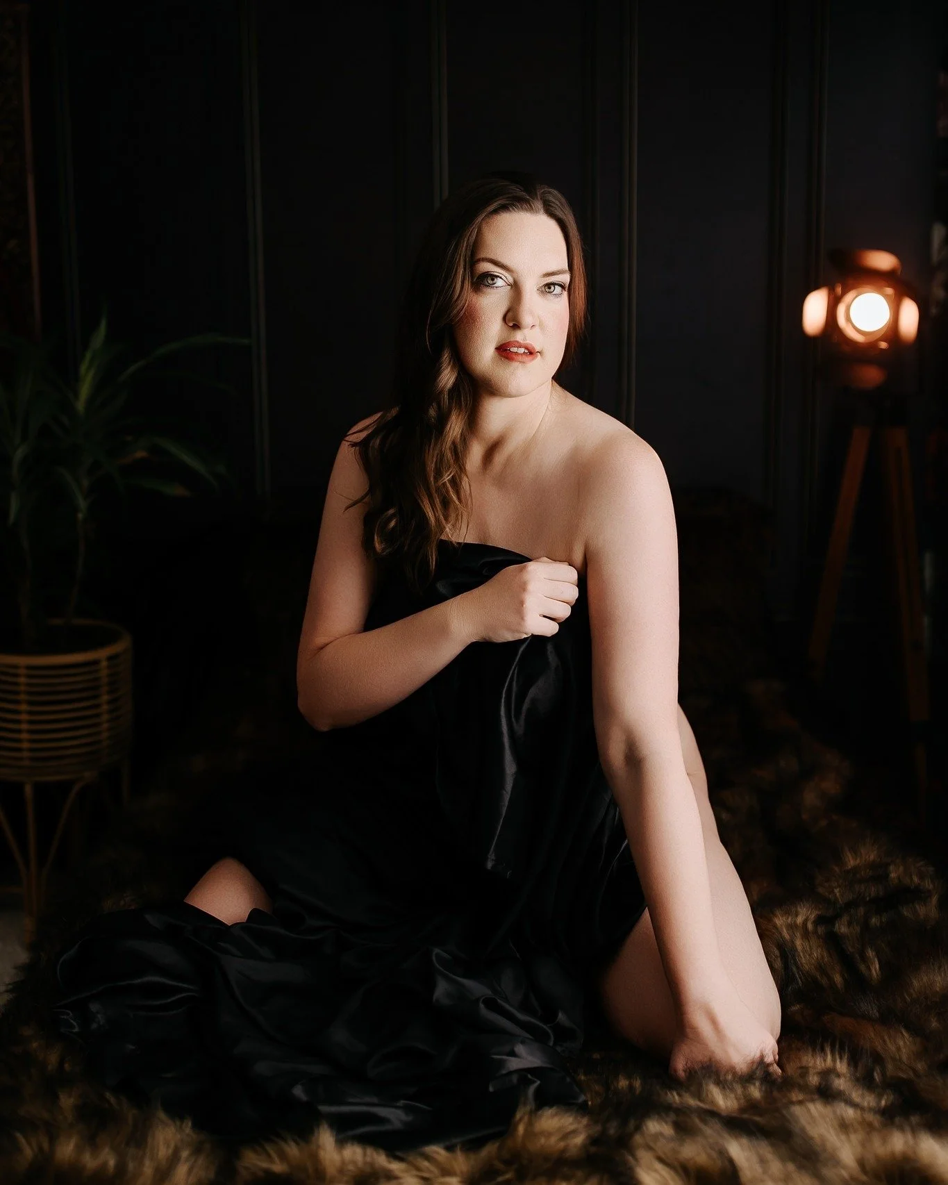 Confidence Is Your Best Outfit

Most women walk into boudoir nervous&hellip; and walk out transformed. 🌹
This isn&rsquo;t just about photos &mdash; it&rsquo;s about how you feel when you see yourself through new eyes. Your confidence isn&rsquo;t jus