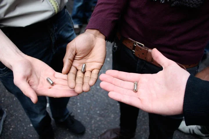 Seed Pill distribution at 2009 London G20 Summit Protest