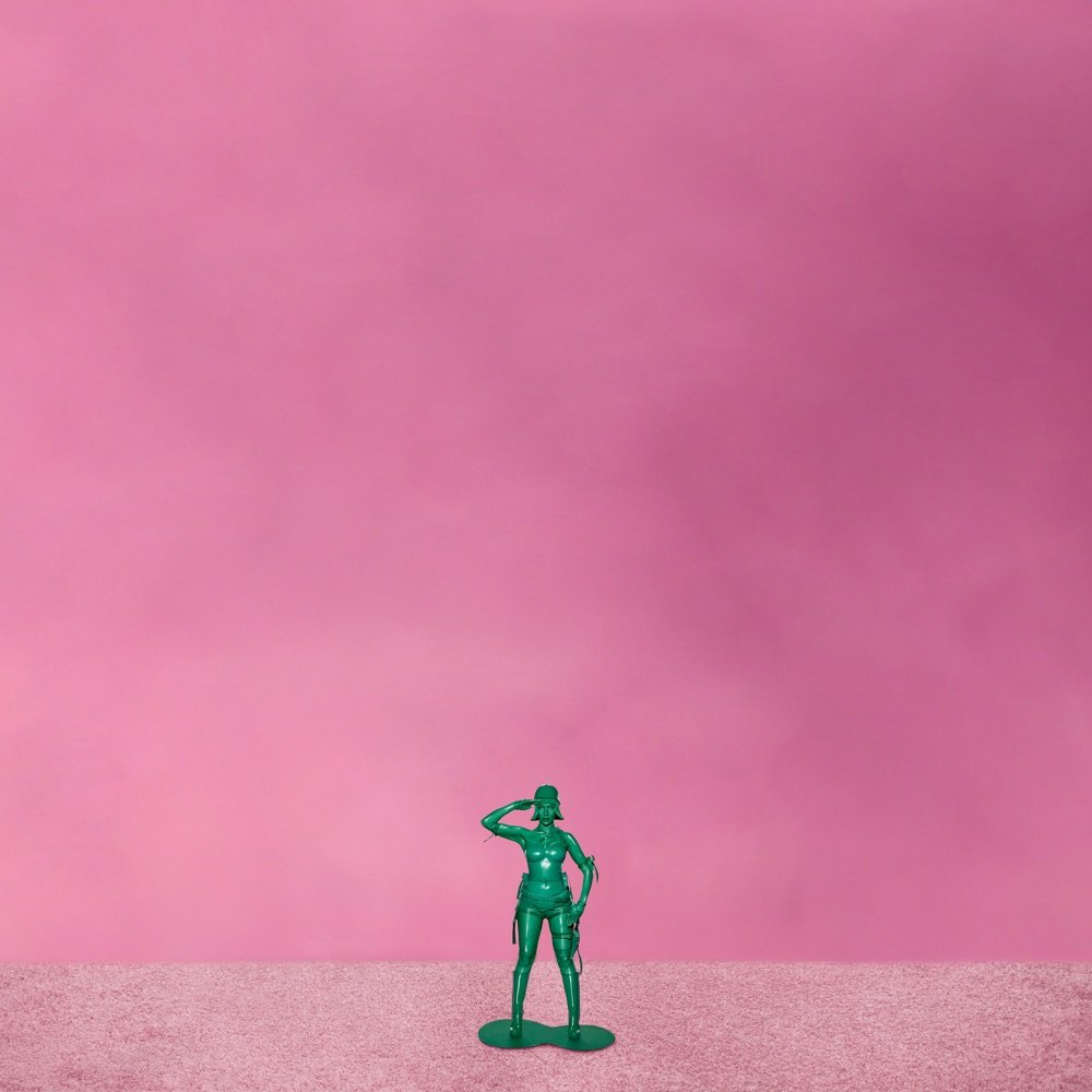  "HEARTS SOLD SEPARATELY" 
 Mariah The Scientist  
Release: Atmos 