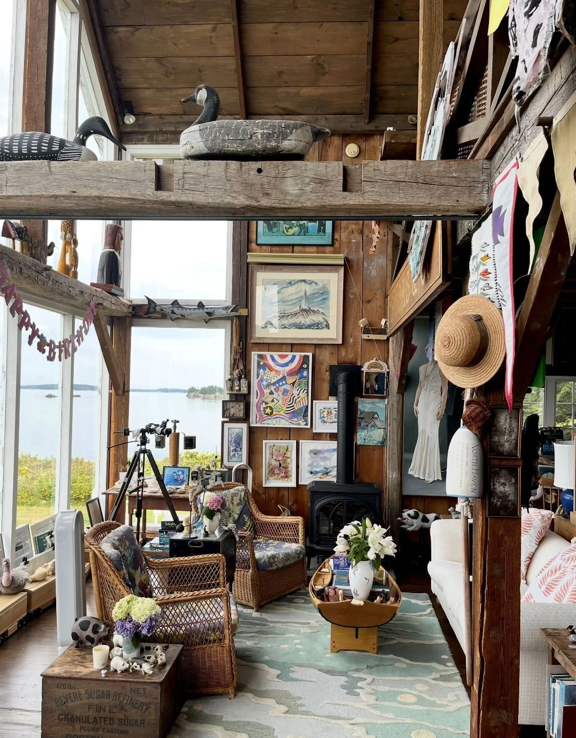 My inspo: Aunt Jeanette’s summer home
on North Haven, Maine—a cabinet of
curiosities, alive with memories.