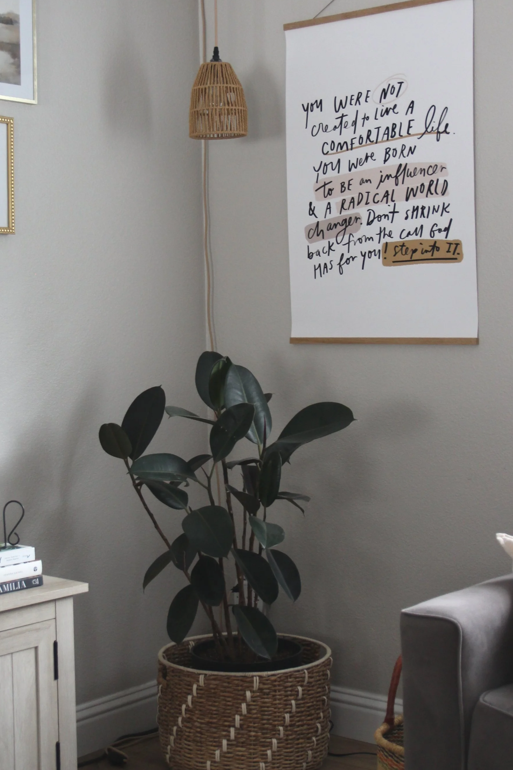 ANCHORED ROOM DESIGN