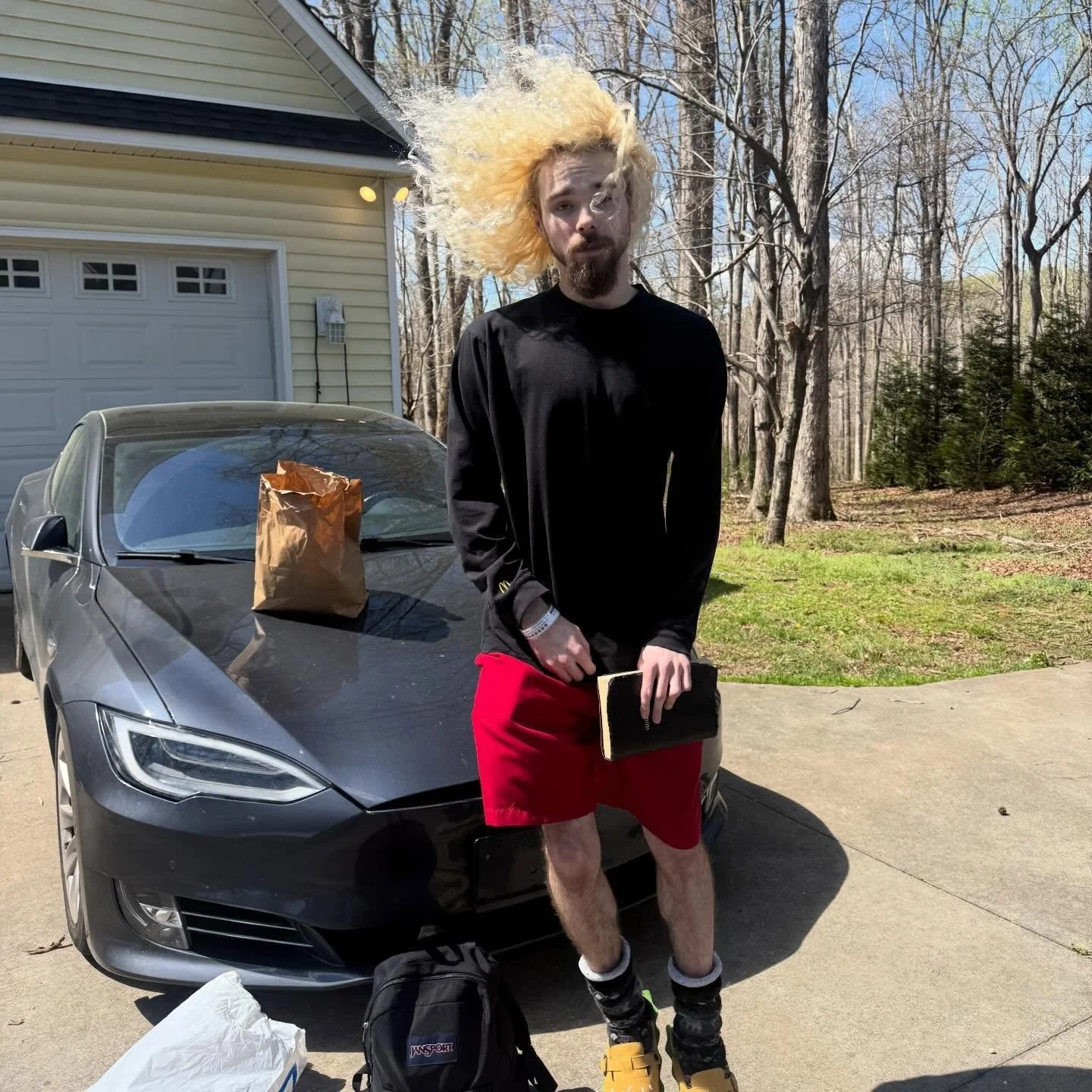 Music is my mental health, mb for slackin😣 Ima jus start trapping home burnt CD&rsquo;s fr Get em while u can💿 Buy my merch @ ainsley4x.com I got playing cards, Hoodies, Bikinis 💜 Stream my catalog on all platforms I jus got so much to say that I 