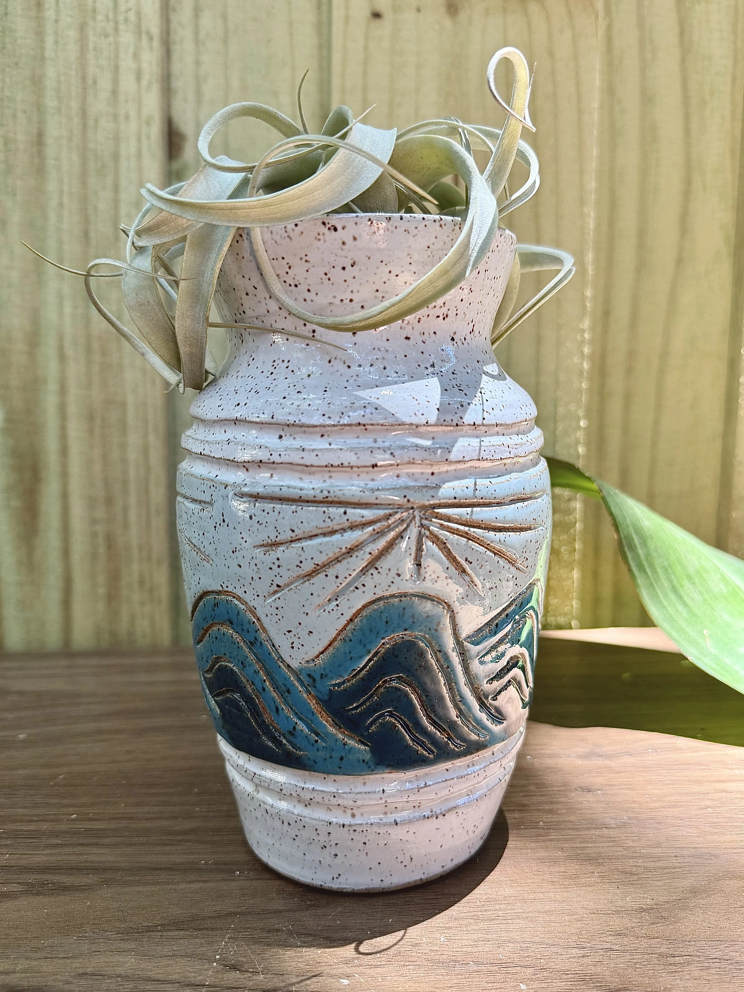 wave vase.jpeg