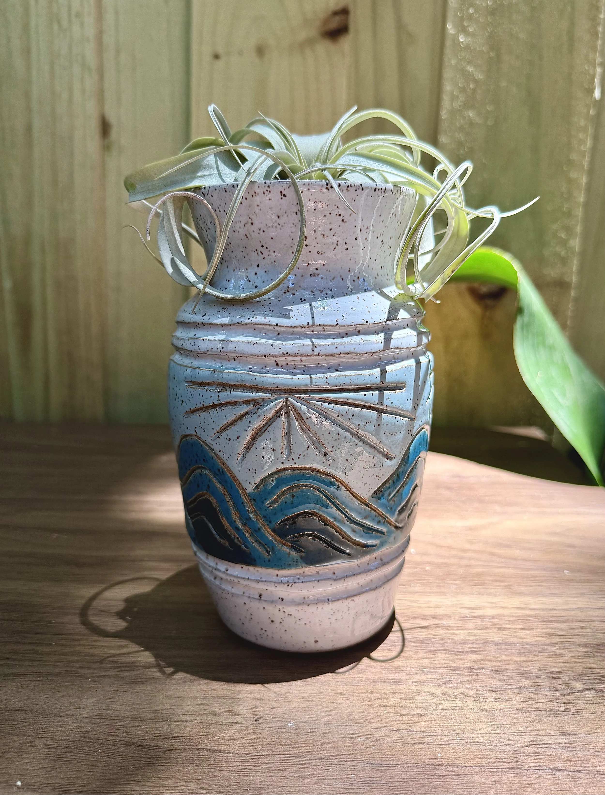 wave vase_2.jpeg