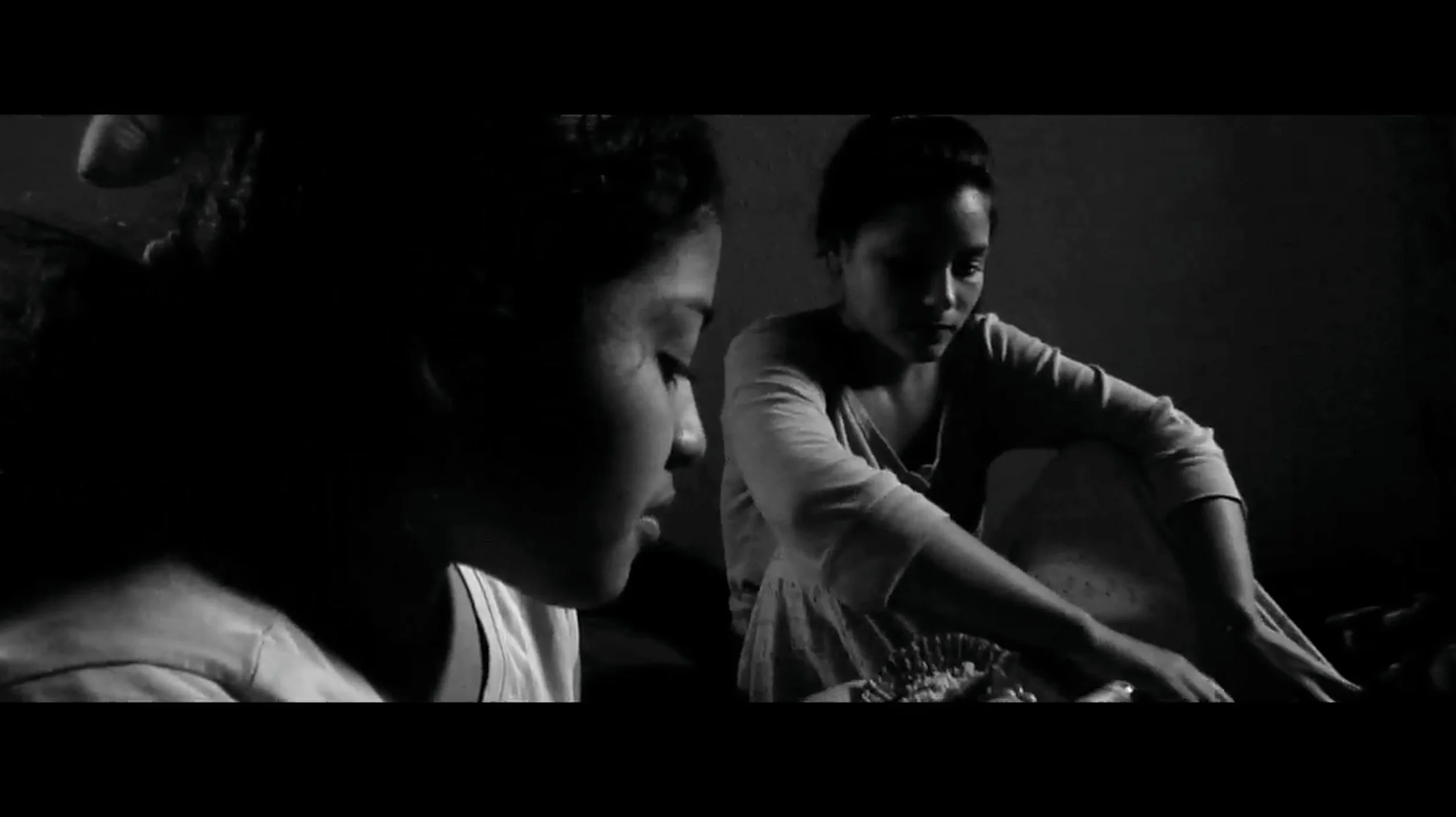 Tierra Madre - Yesy y Karla.jpg