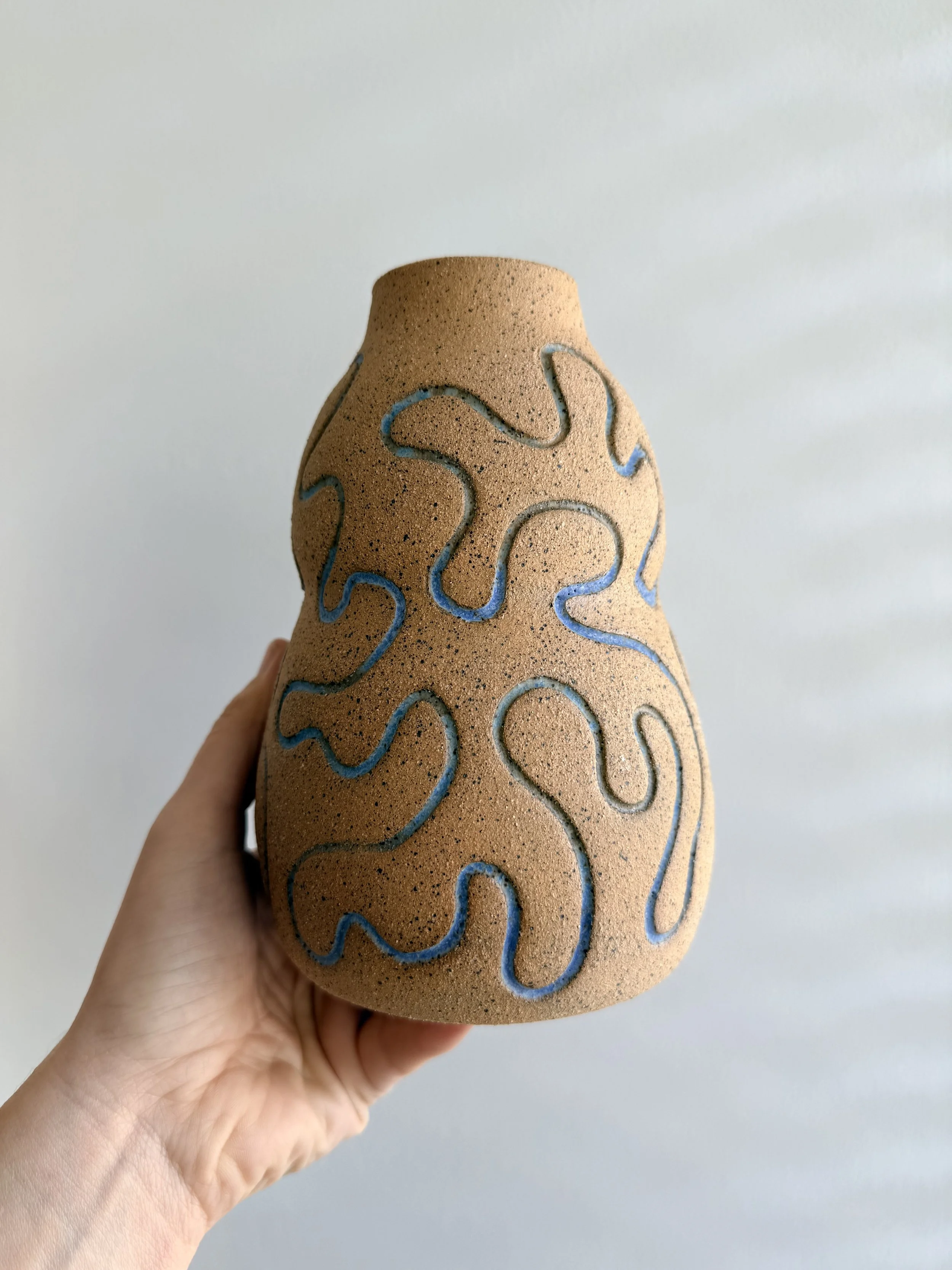 Etched Blue Infinity Line Vase