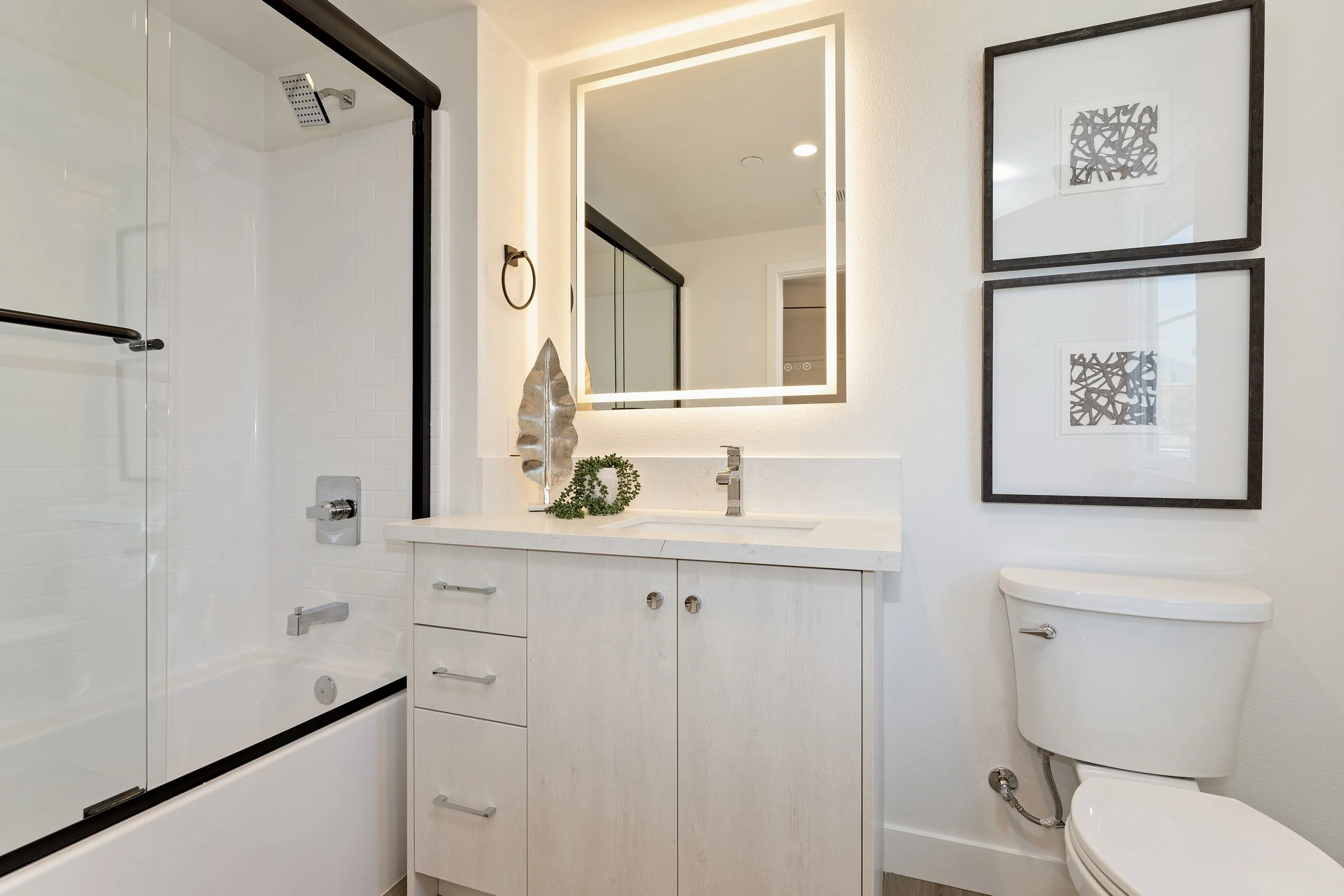 214 Broadway #6_ High Res  039.JPG