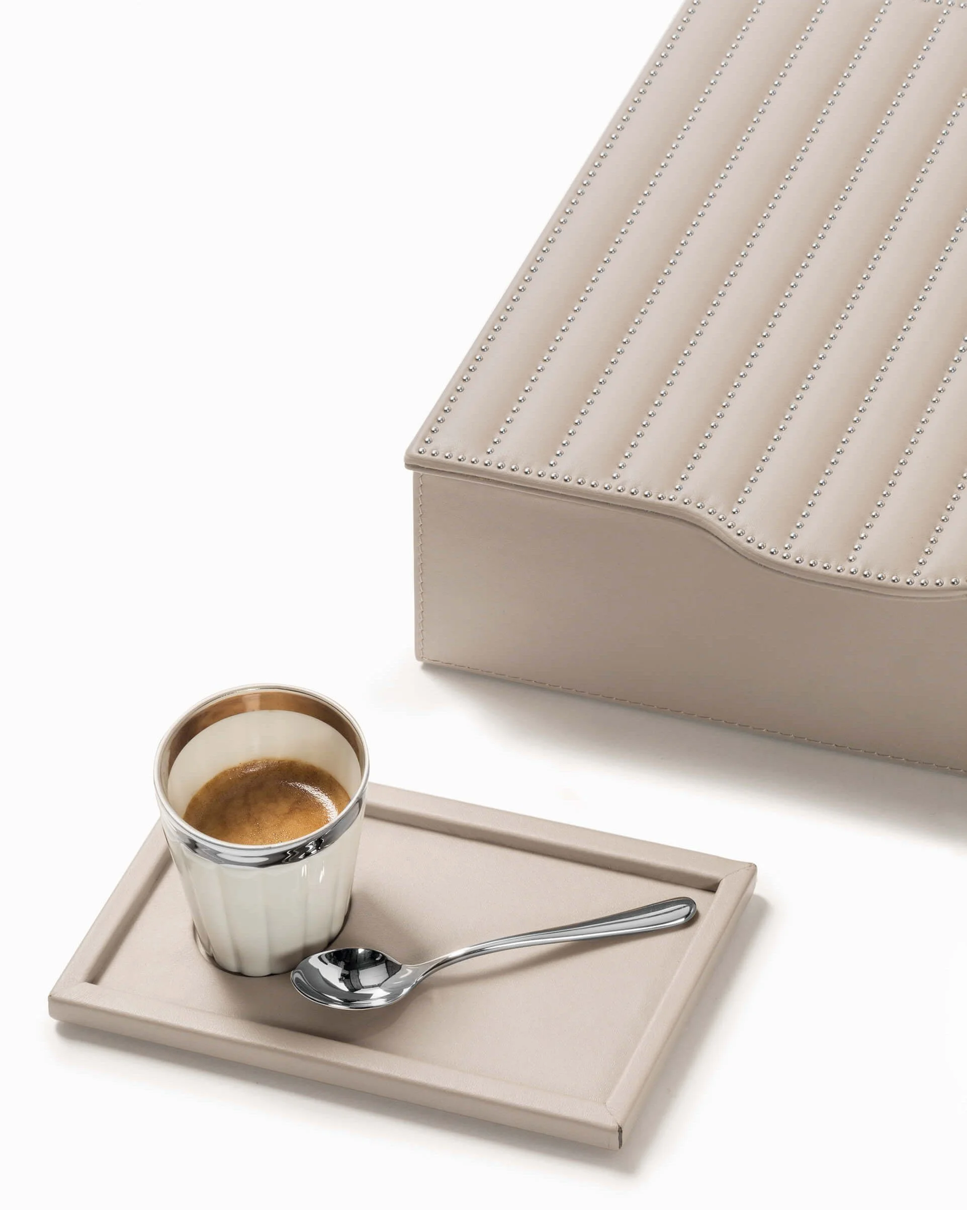 PigmentFrance by Giobagnara_Saint-germain small coffee organizer for nespresso classic capsules_LIFESTYLE01.jpg