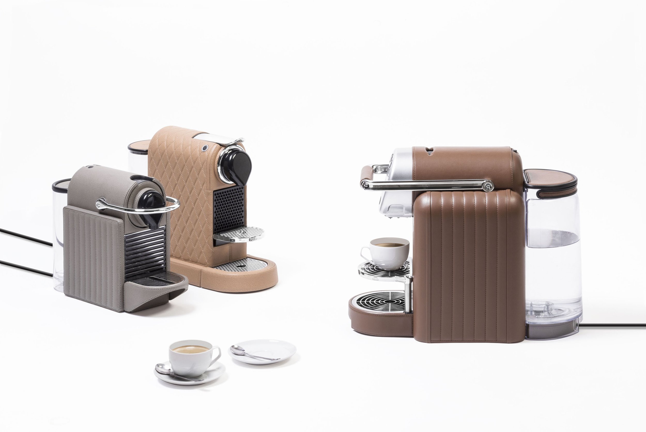 PigmentFrance by Giobagnara_Citiz Pixie Zenius Nespresso machine_LEATHER_LIFESTYLE01.jpg