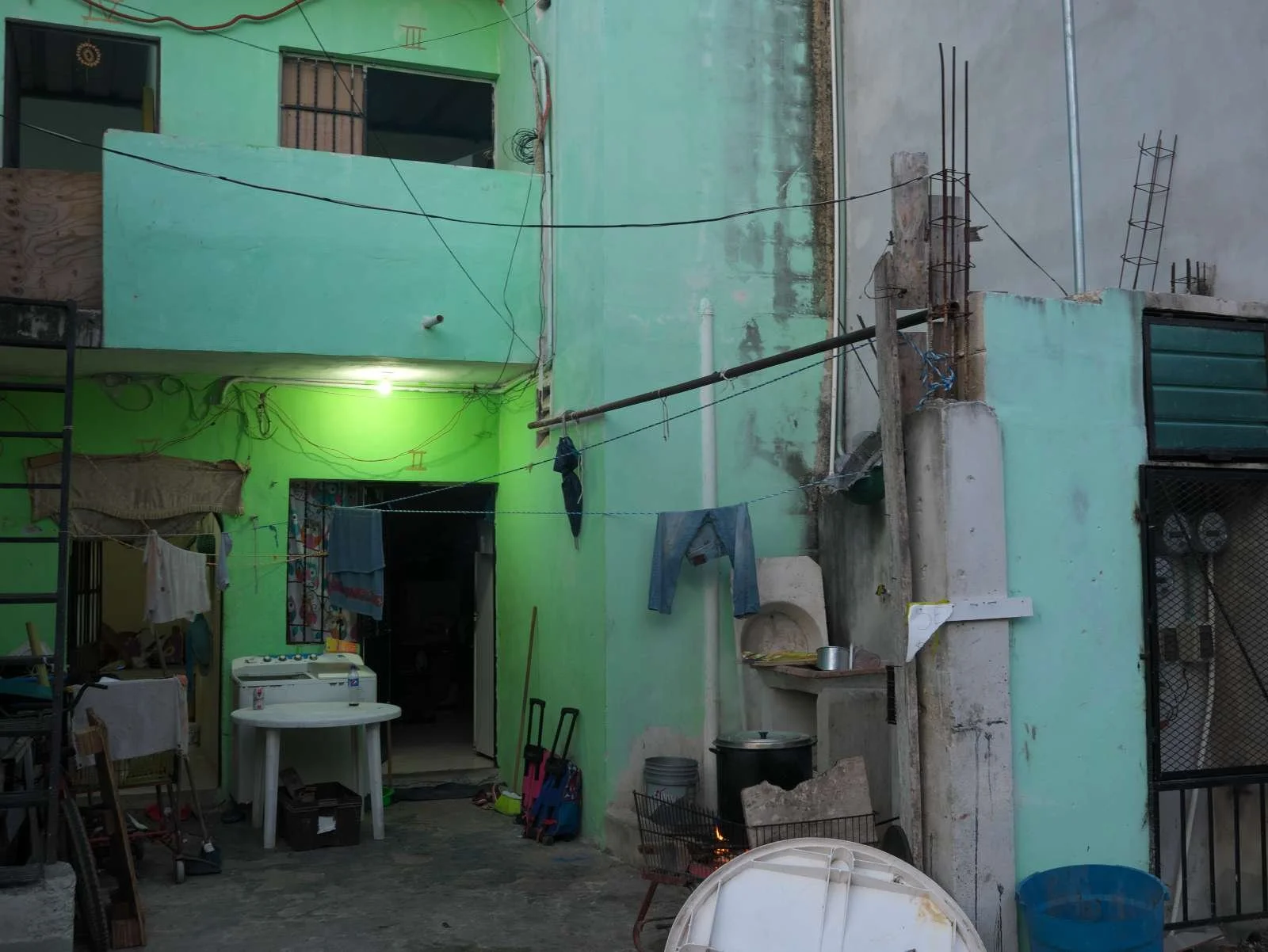 #963. Looking for walls and colour on the streets of Playa Del Carmen