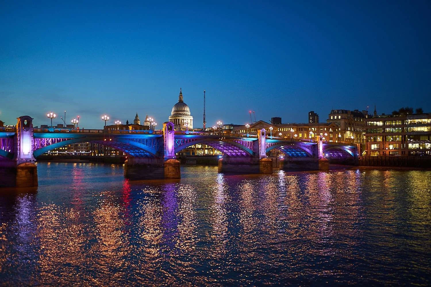 #669. London in colour