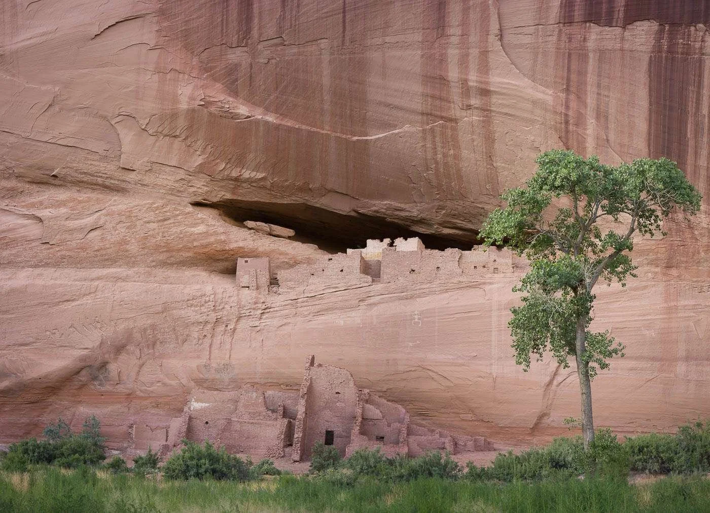 #394. Arizona. In a state of ruins