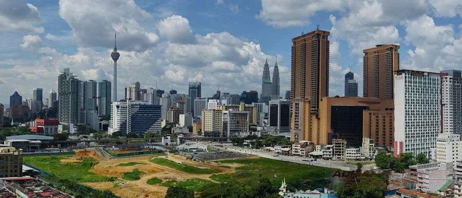 #699. Travel and Street Photography in Kuala Lumpur: be polite