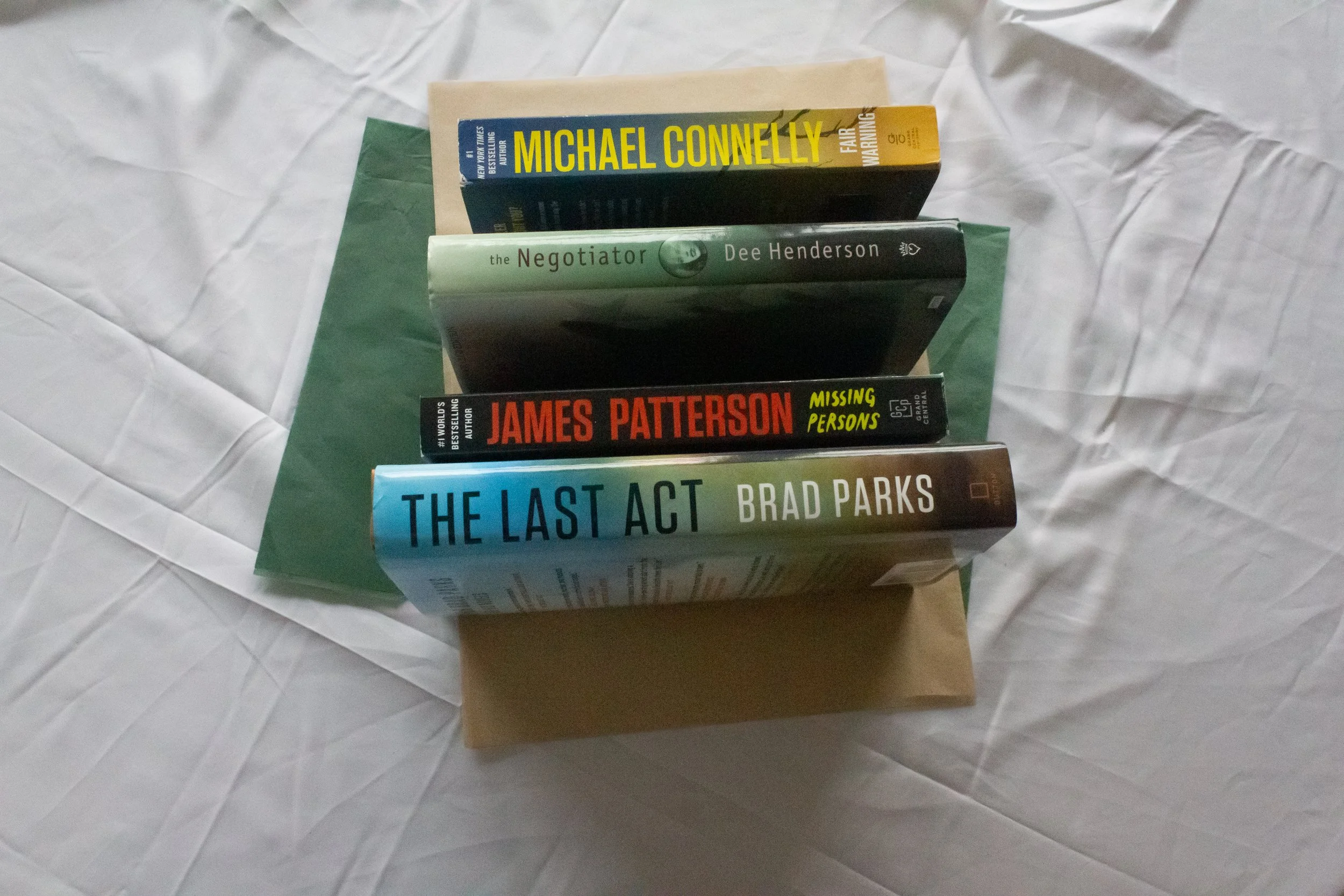 Preloved Books Bundle - Thriller & Mystery Bundle