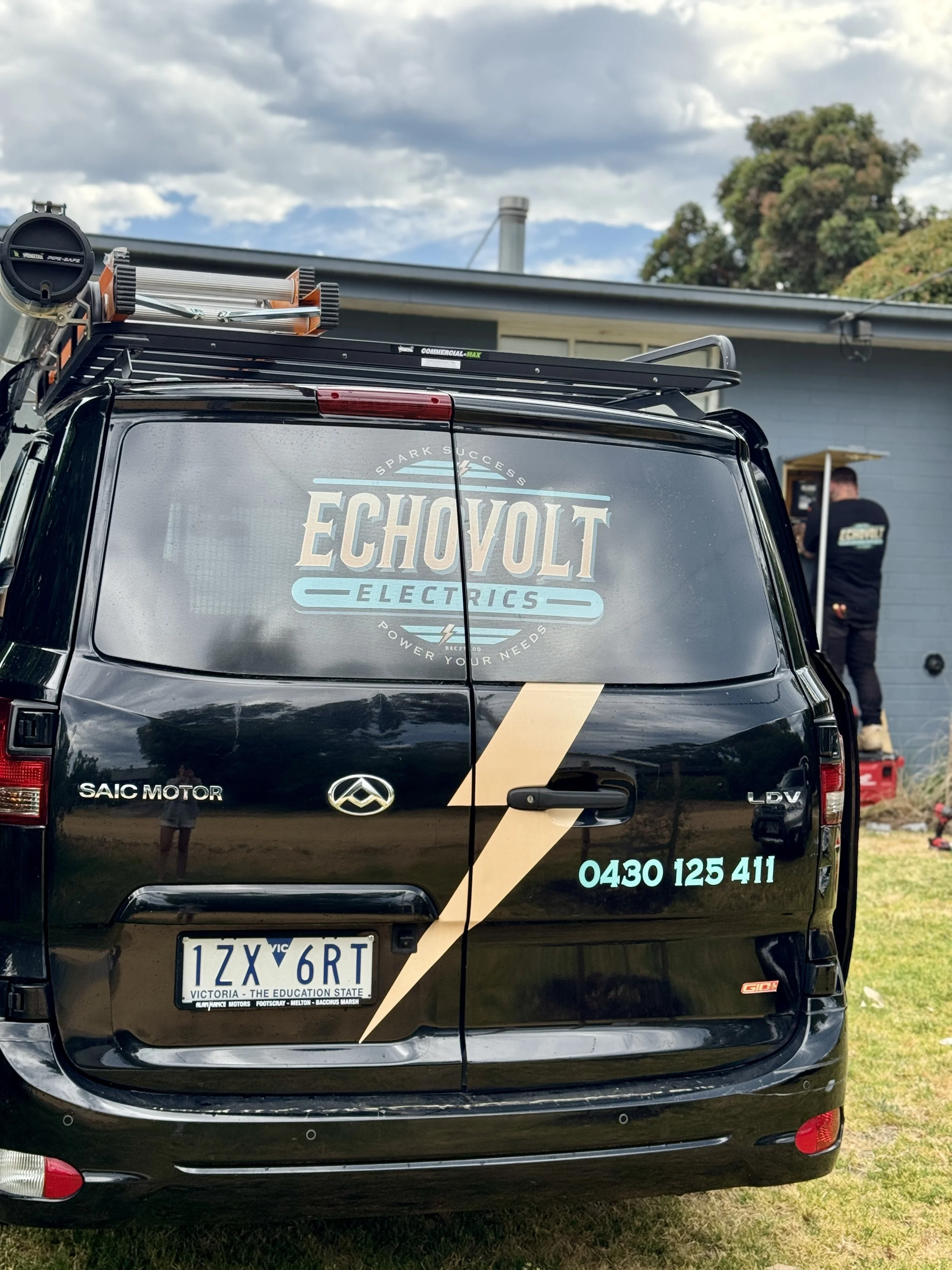 EchoVolt Electrics is a Victorian-based electrical contracting business delivering considered, high-quality electrical solutions for homes and businesses.