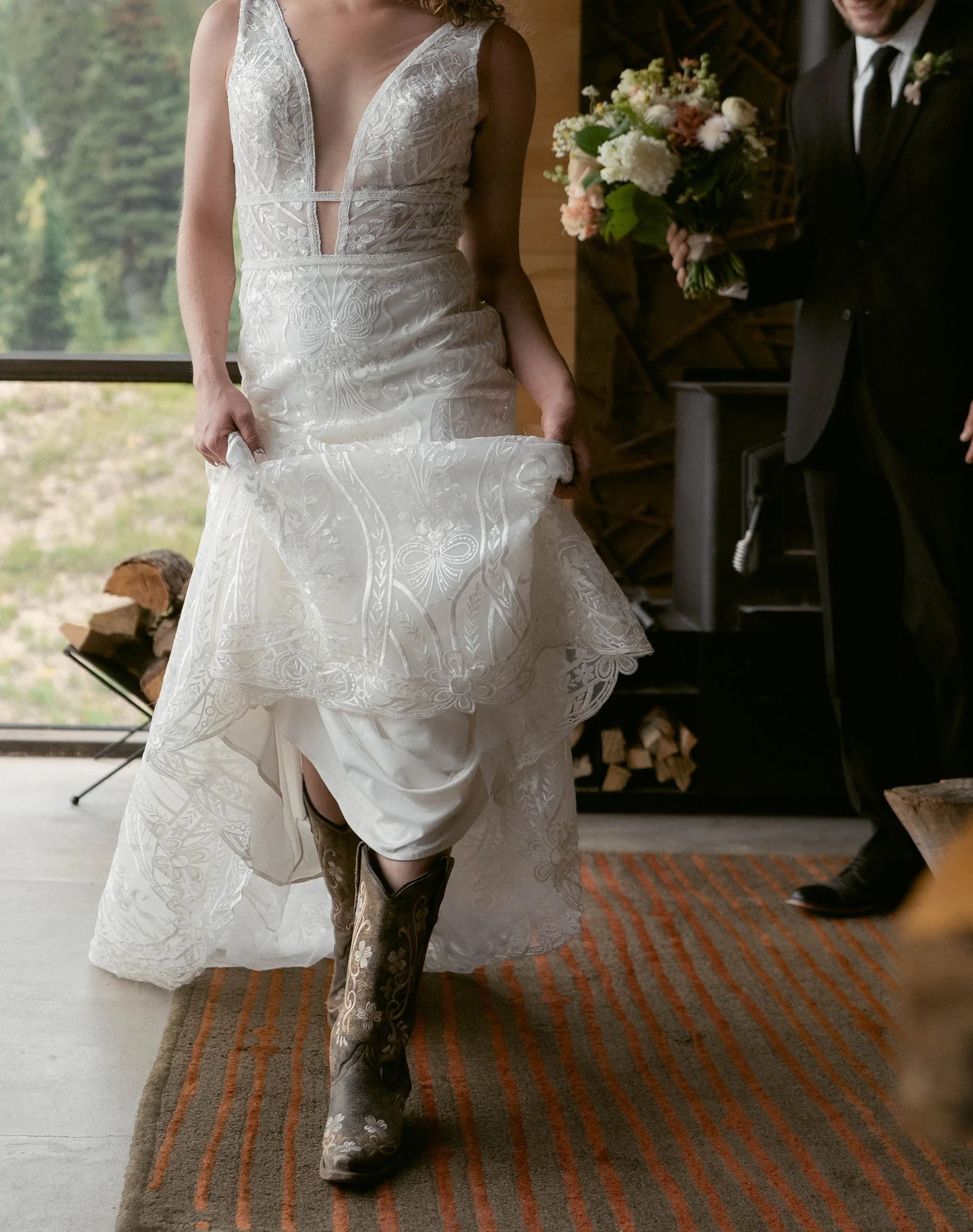 Campfire Ranch Elopement-Leah Black Photograpy- Ouray-Silverton-San Juan Mountains--99.jpg