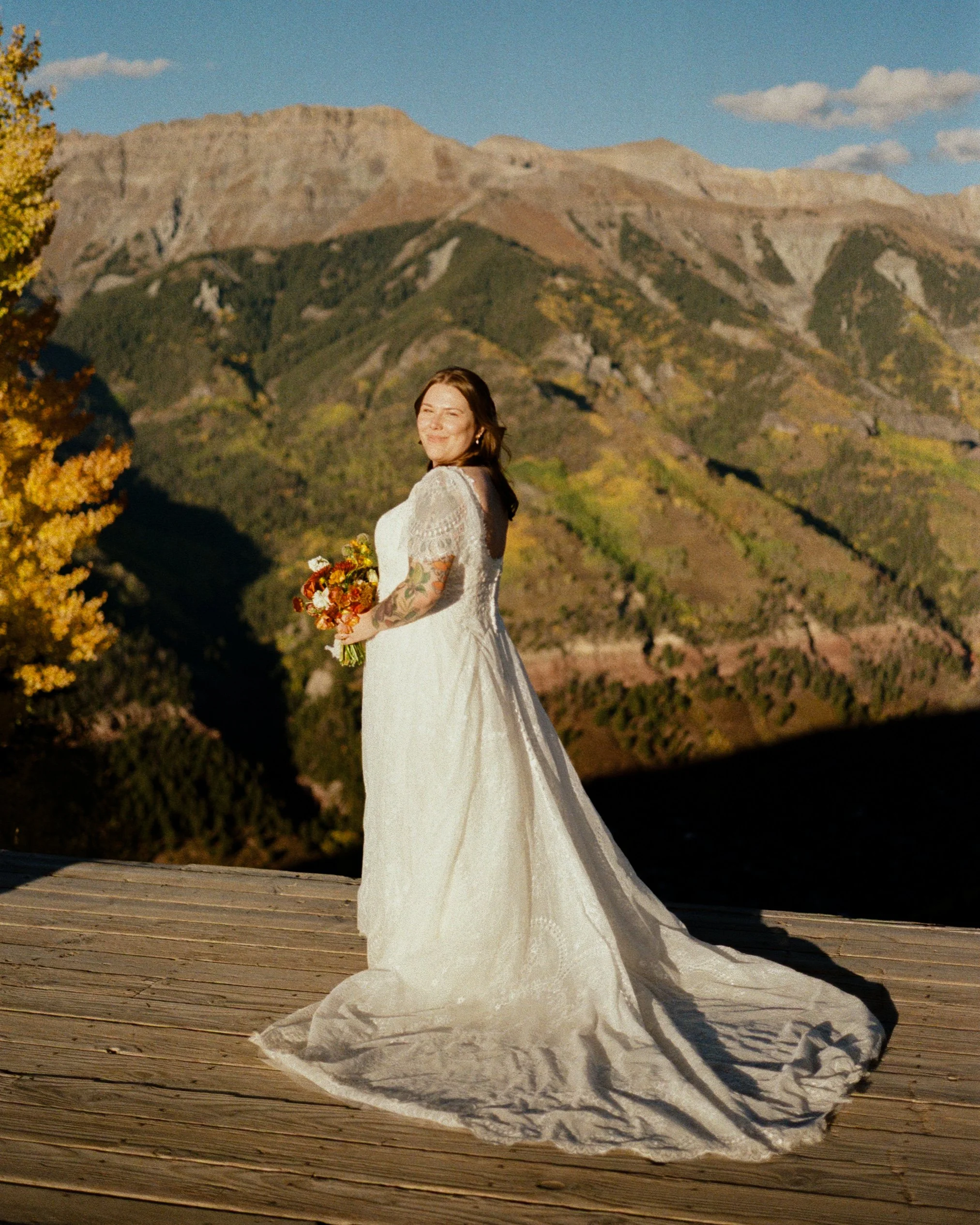 RaeganLucas-Telluride-MicroWedding-35mmFilm-000093470027.jpg