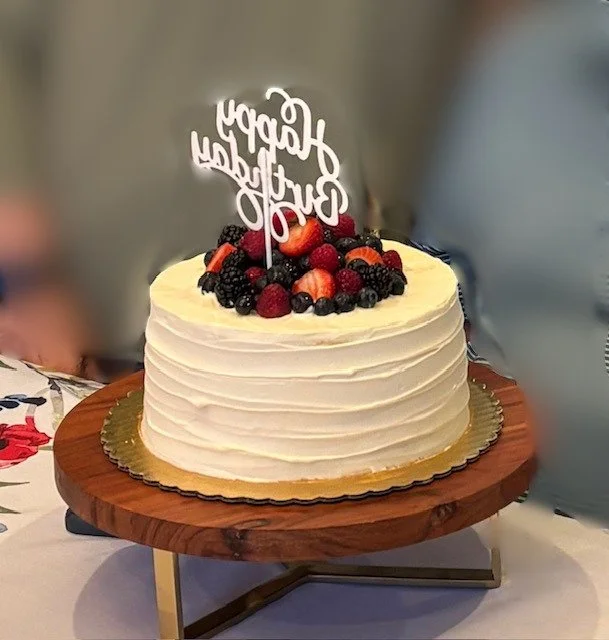 Berry Chantilly whole fruit blurred.jpg