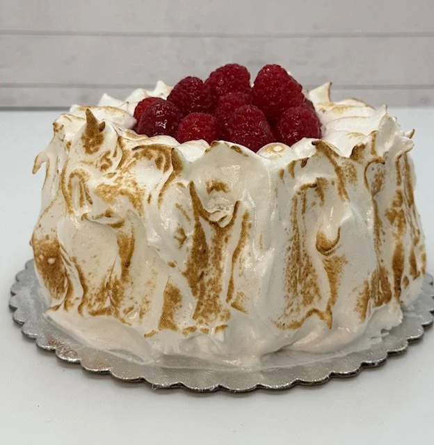 Small lemon meringue cake.jpeg