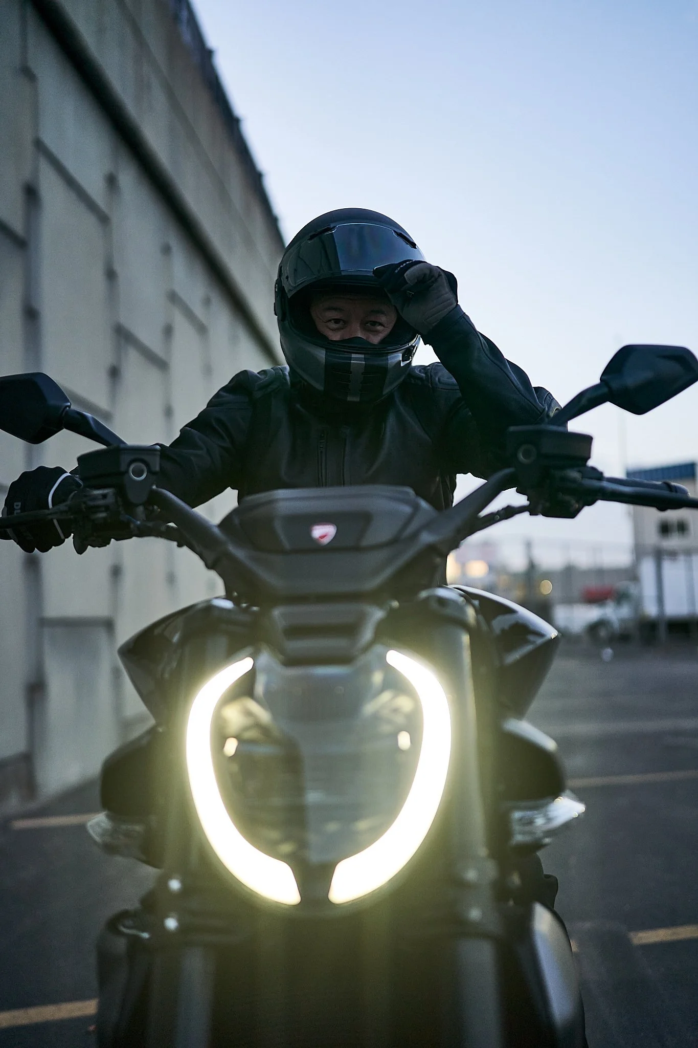 25012 Ducati Diavel 3613.jpg