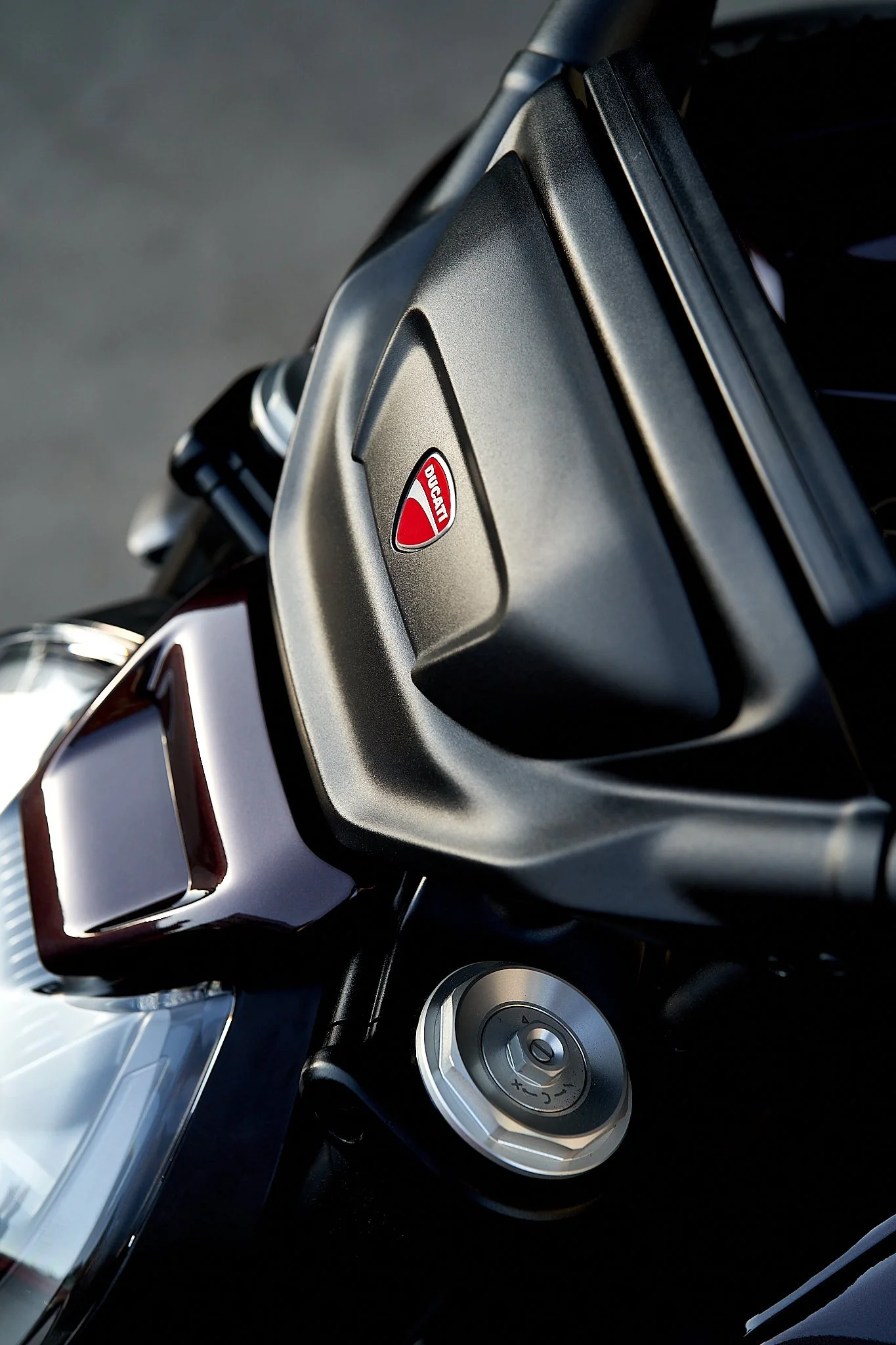 25012 Ducati Diavel 3197.jpg