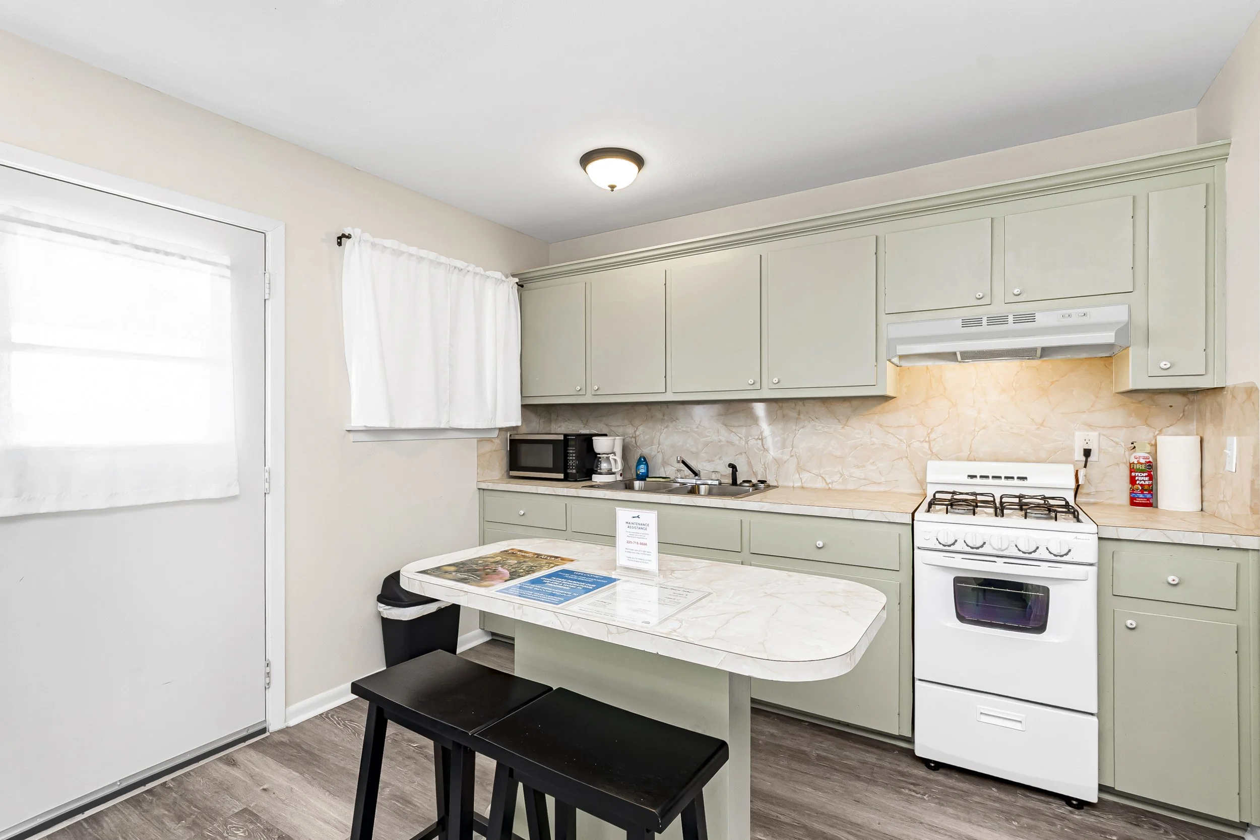 Room 15 | Waterfront Suite