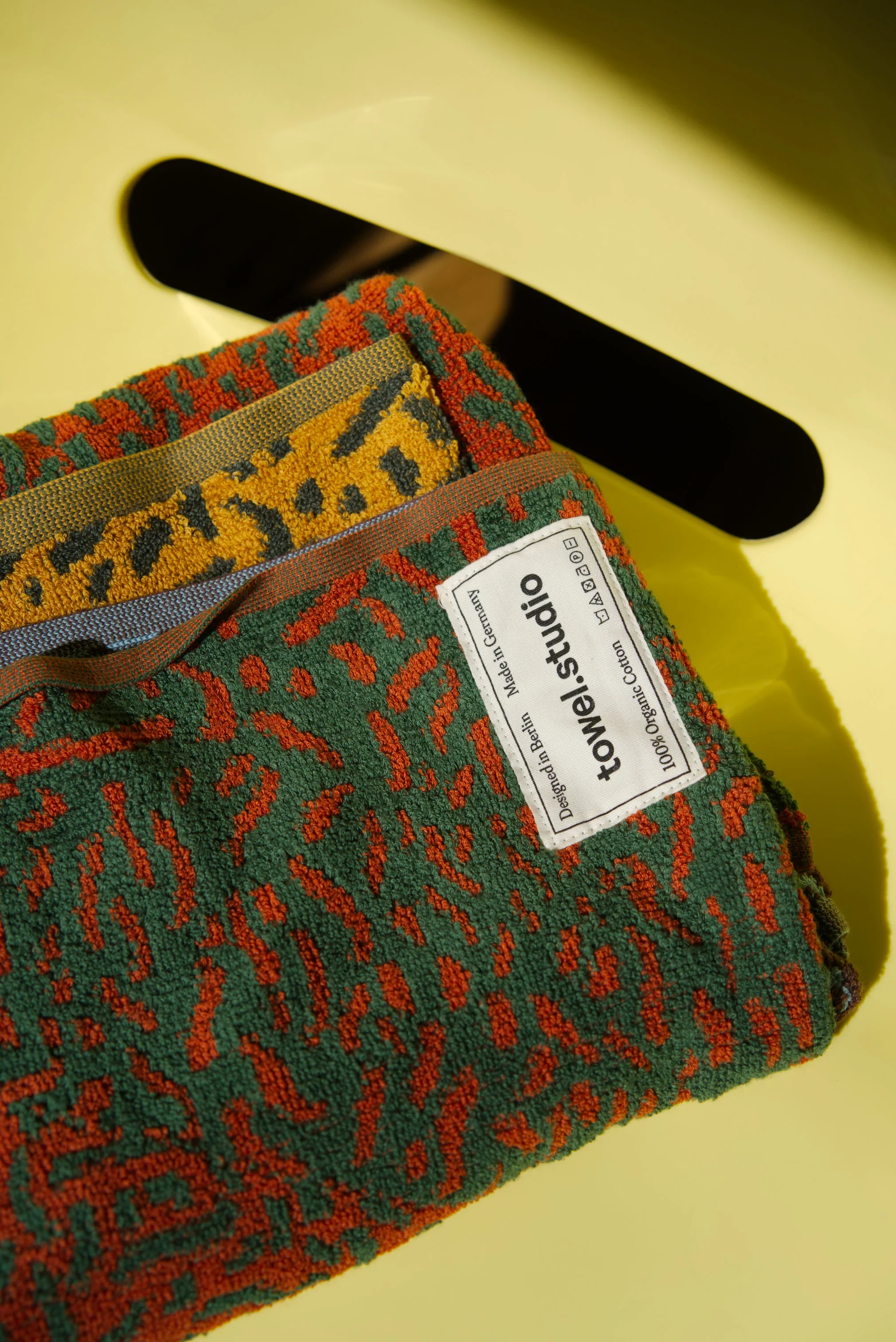 Worm Bath Towel | Multicolor 2.webp