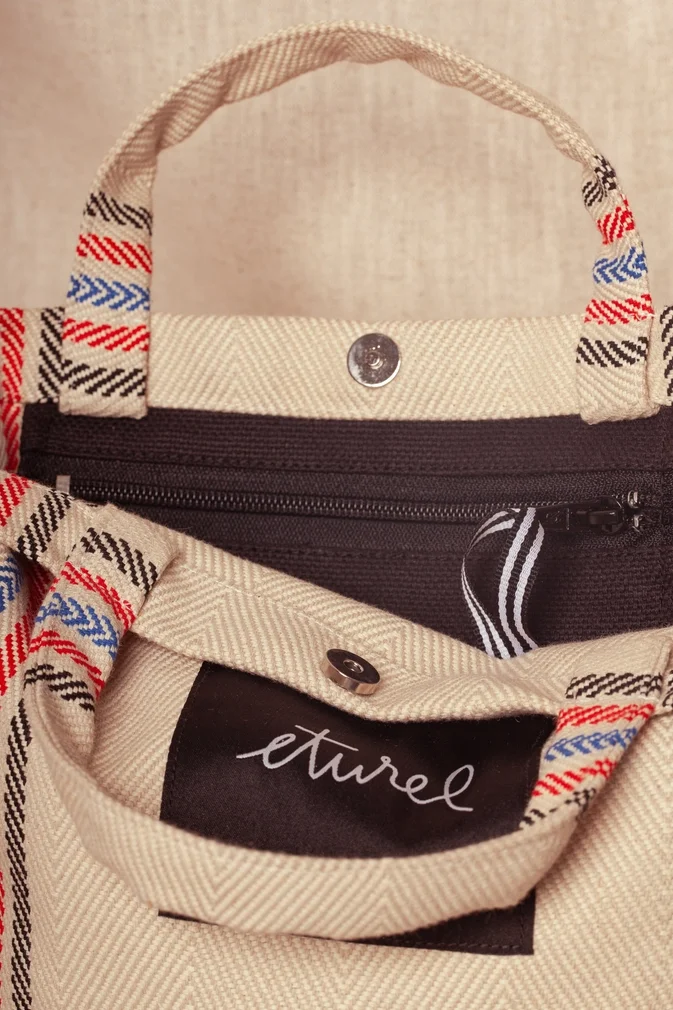 Tote Bag Crossed with Raw Burgos Twill 6.webp