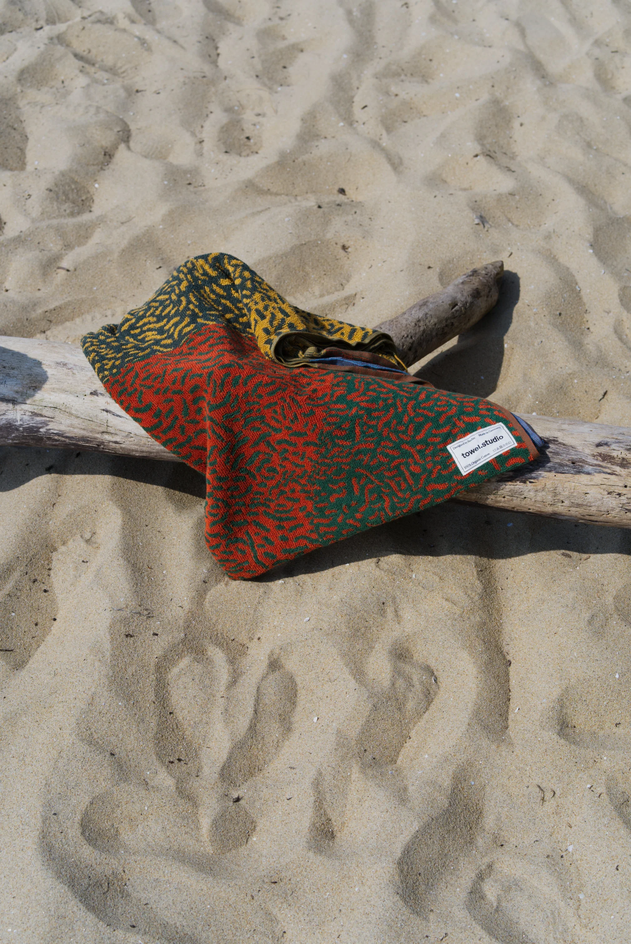 Worm Beach Towel | Multicolor 4.webp