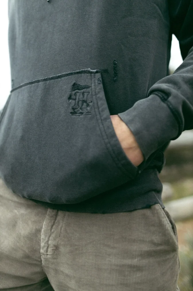 Hoodie Surf and Motors 3.webp