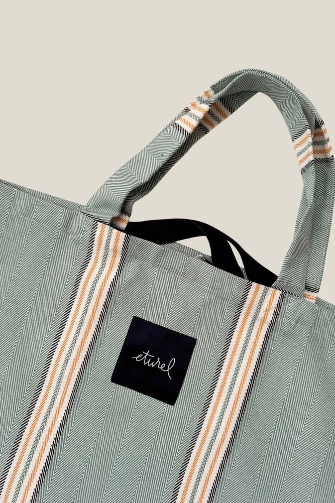 Maxi Shopper Bag in Green Burgos Twill 4.webp