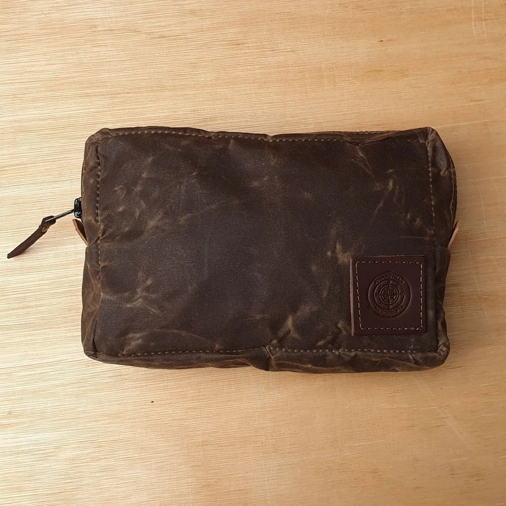 Expedition Pouch - Brown.webp