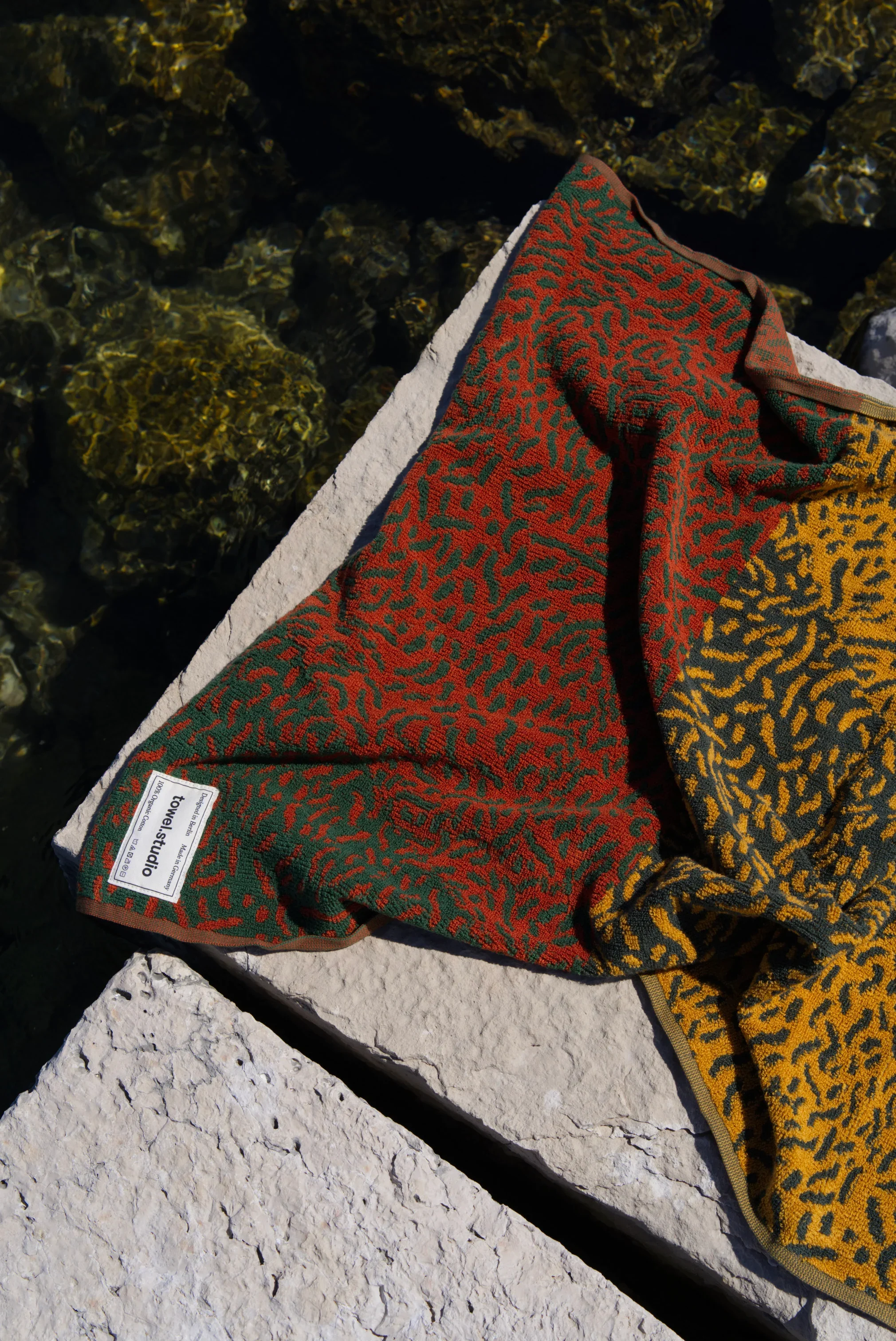 Worm Bath Towel | Multicolor.webp