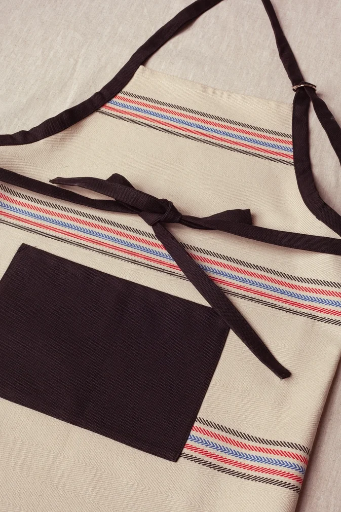 Raw Burgos Twill Apron 3.webp