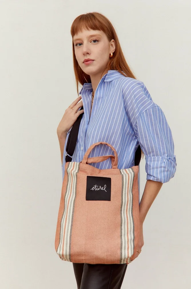 Crossbody Tote Bag in Burgos Clay Twill 1.webp