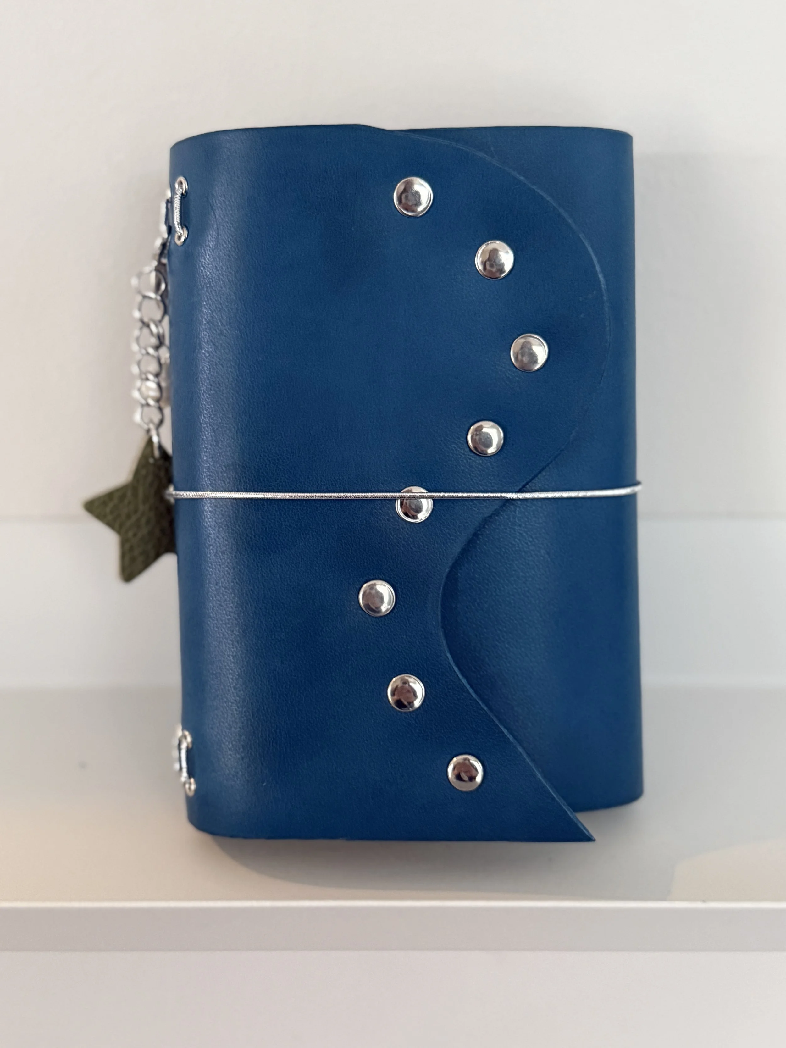 Yin Yang A6 Trifold Journal