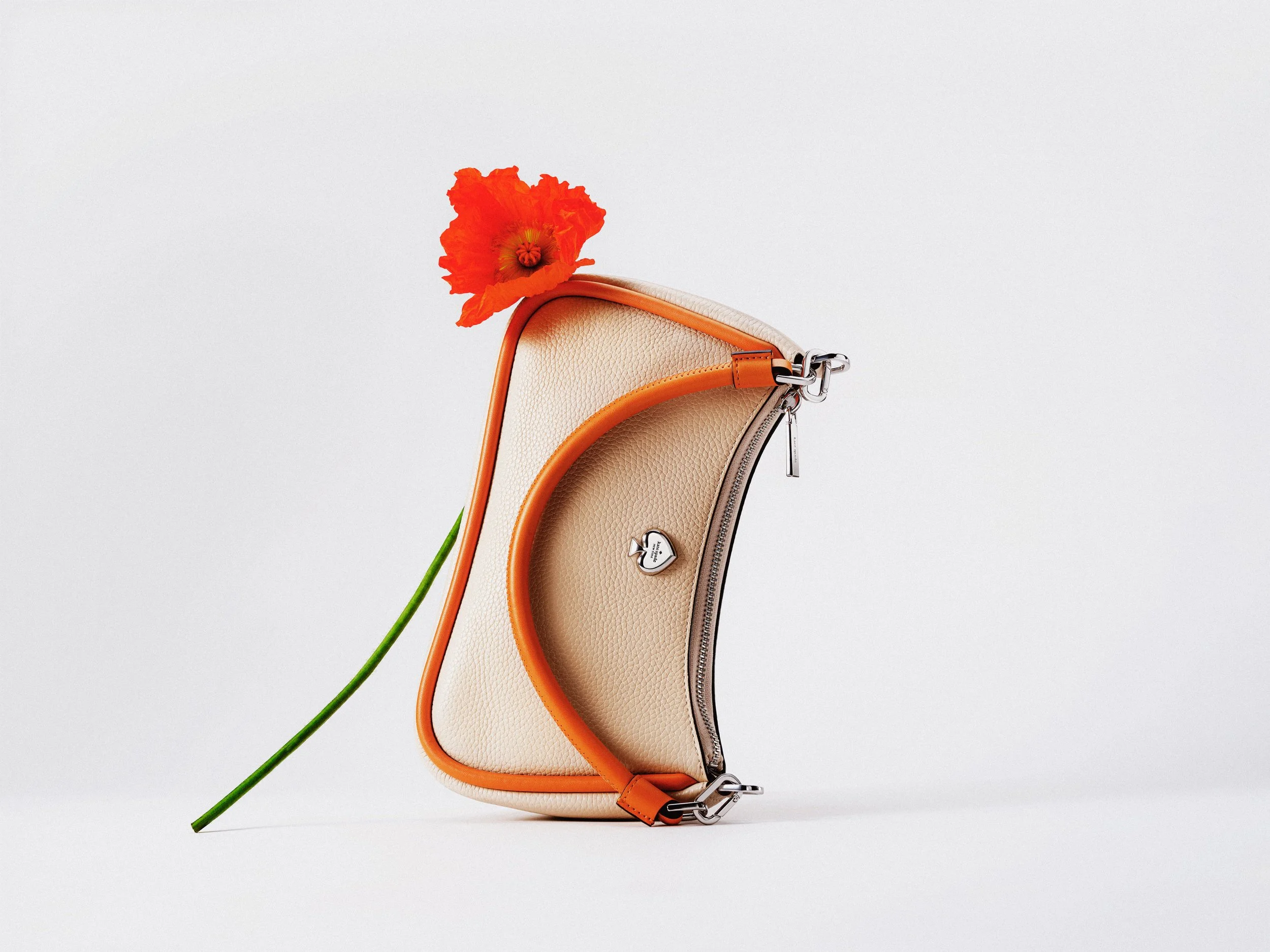 251201_KateSpade_Shot05_V1.jpg