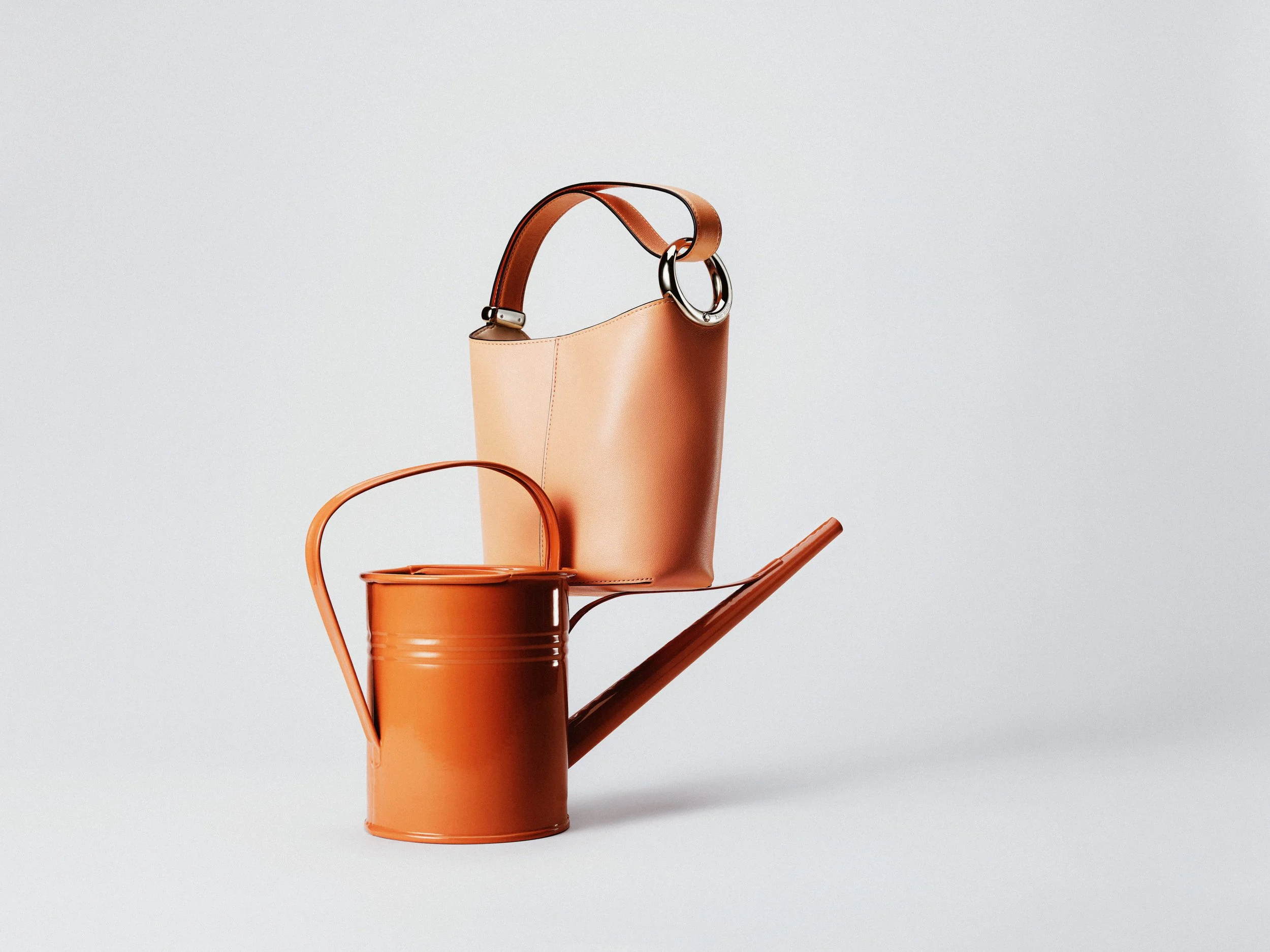 251201_KateSpade_Shot02_V0.jpg