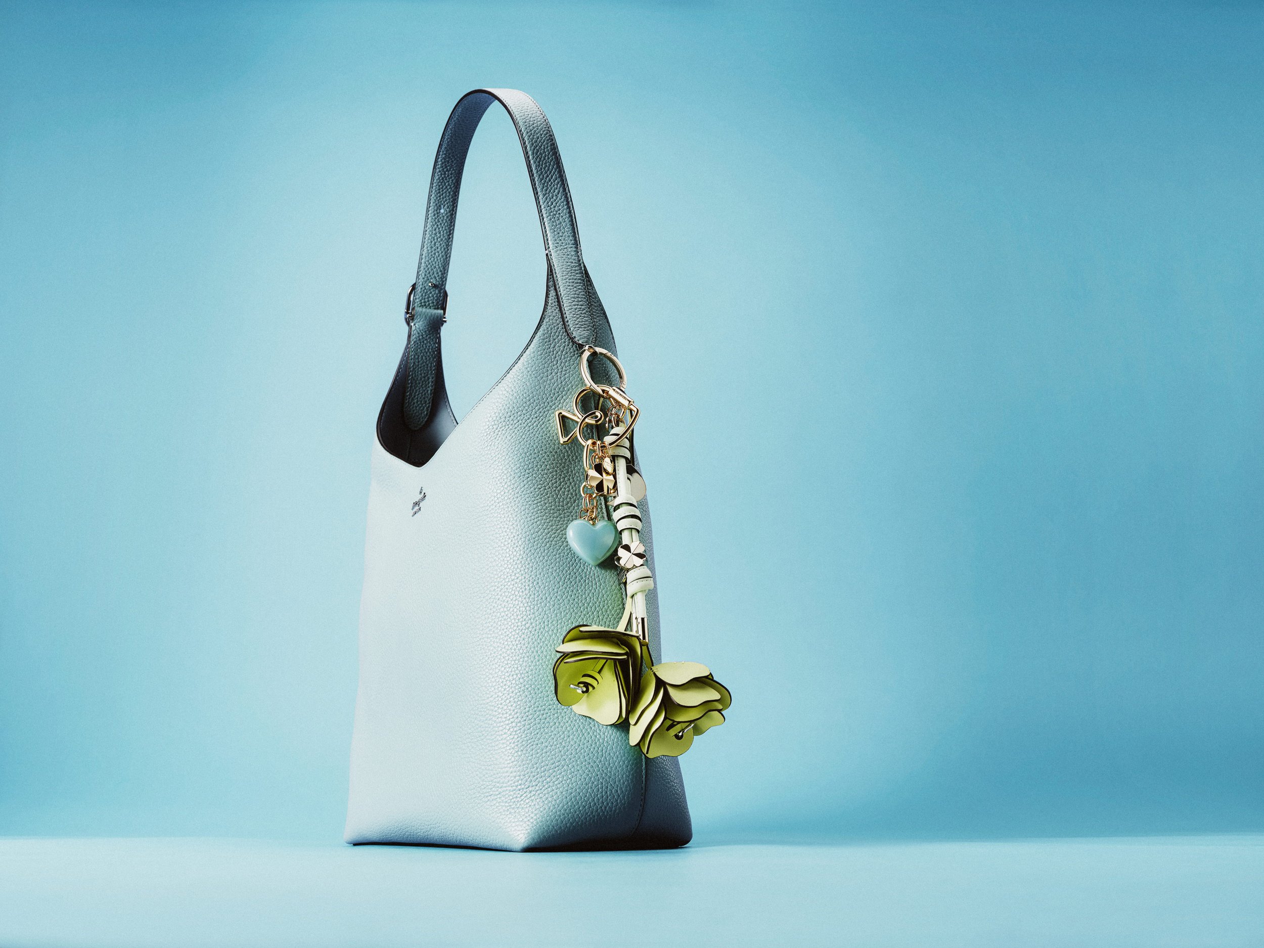 251201_KateSpade_Shot06_V1-2.jpg