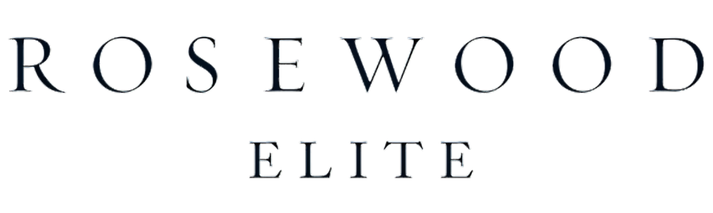 Logotipo del videojuego 'Rosewood Elite' en letras negras sobre fondo transparente.