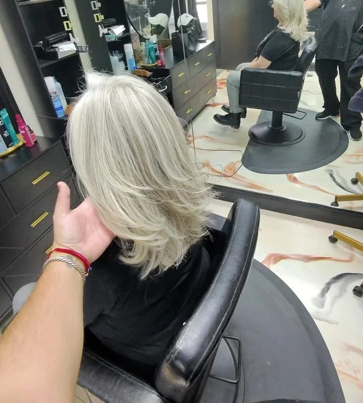 #avedaqueen #sanantonioblonde #blondelife