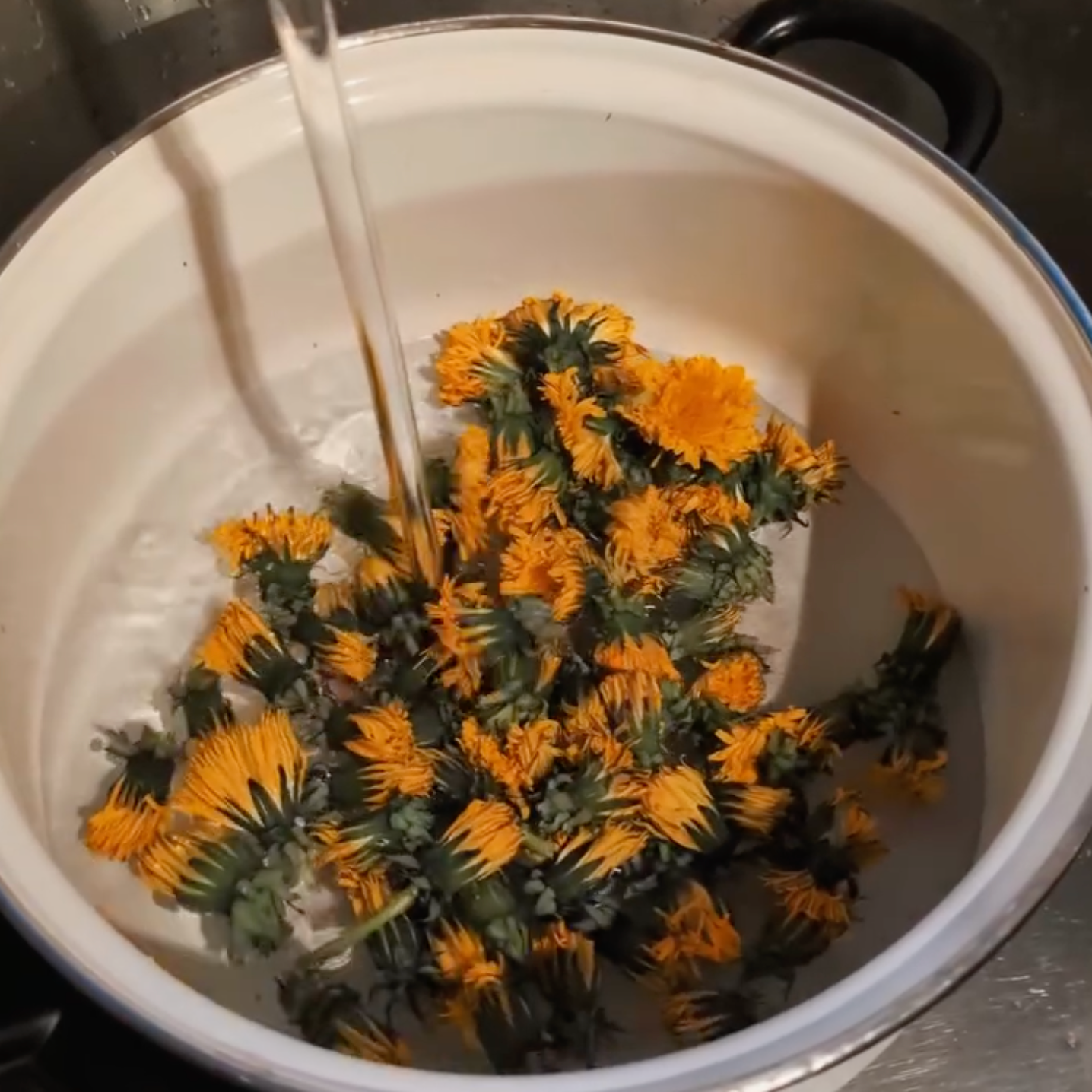 Social media post for The Crafty Pickle Co. showcasing how to make vegan dandelion honey.