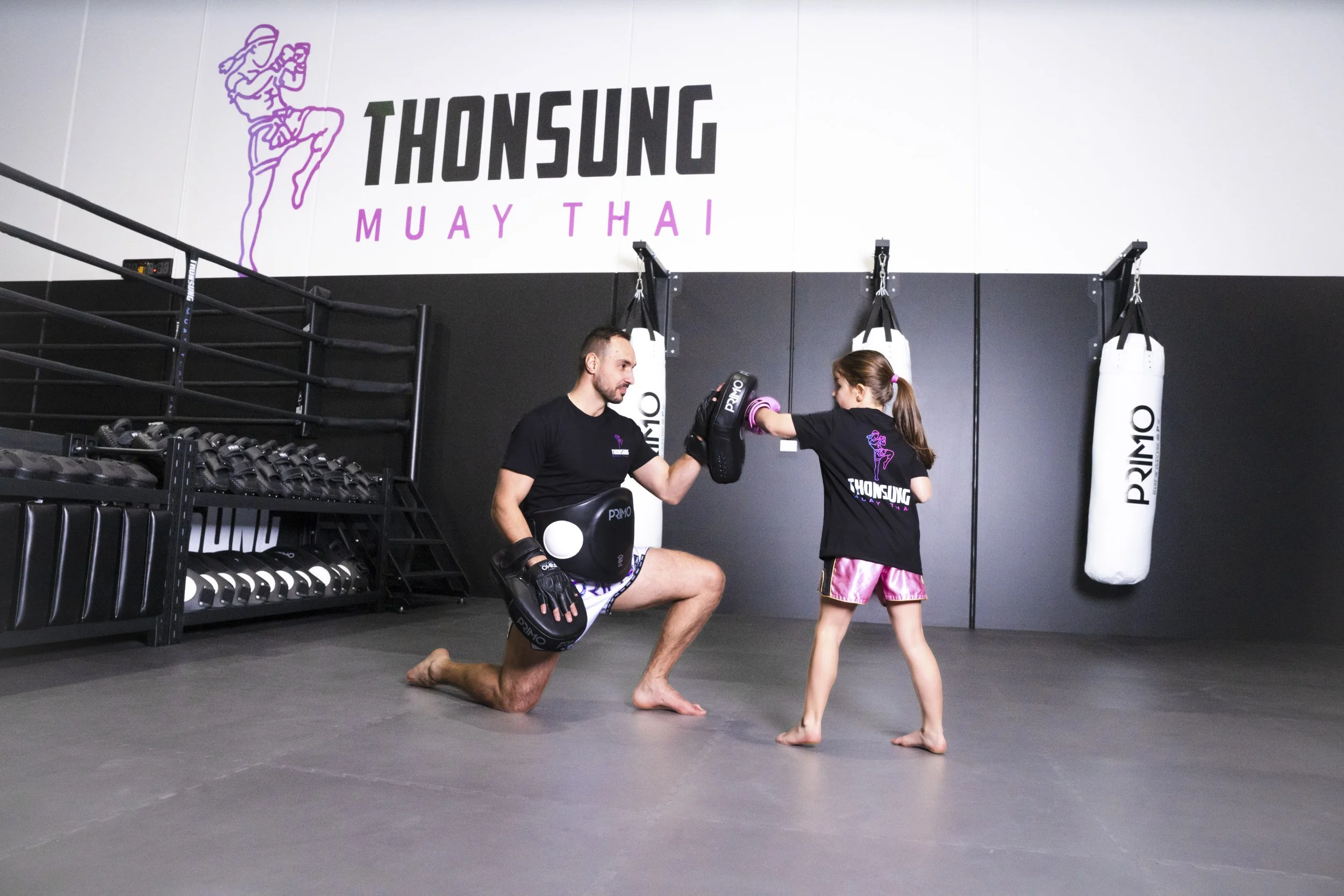 Thonsung Muay Thai Juniors class Epping Victoria - Junior student working on punches.