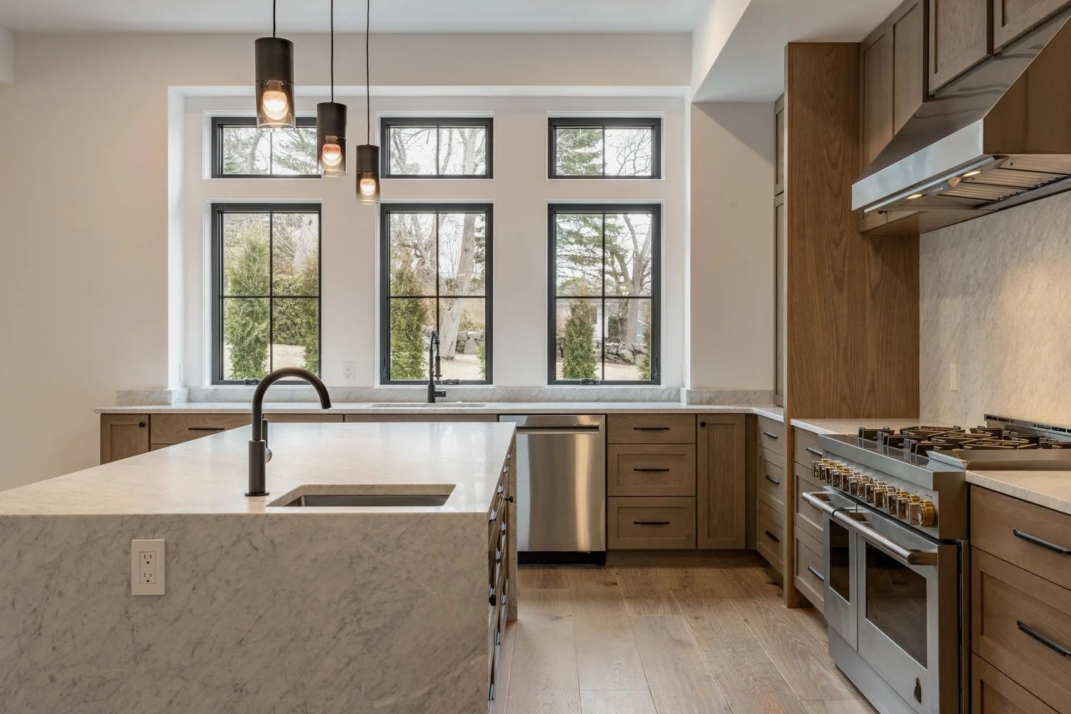 Pne Gdns Wy Milton MA 02186-large-014-047-Kitchen5-1500x1000-72dpi.jpeg